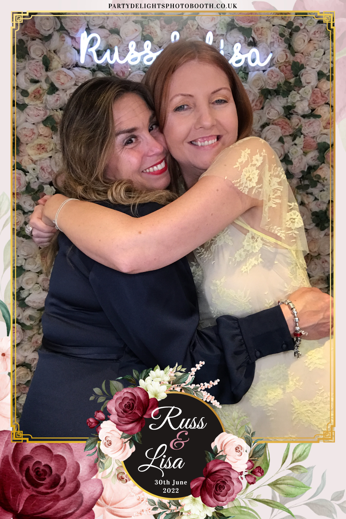Russ & Lisa's Wedding | View more photos from the event at gallery.partydelightsphotobooth.co.uk/u/PartyDelightsPhotoBooth/Russ-Lisas-Wedding