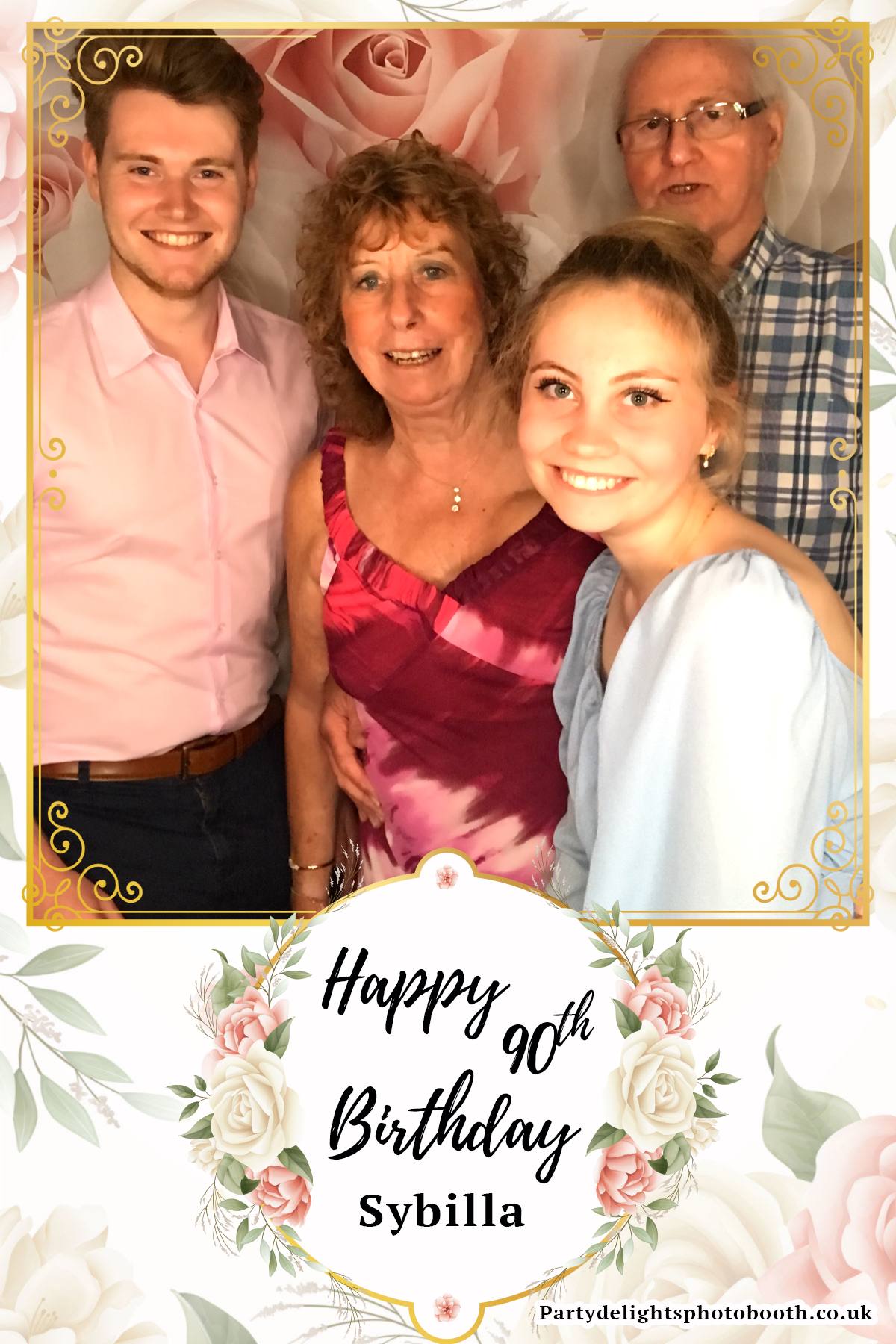 Sybilla’s 90th Birthday | View more photos from the event at gallery.partydelightsphotobooth.co.uk/u/PartyDelightsPhotoBooth/Sybilla’s-90th-Birthday