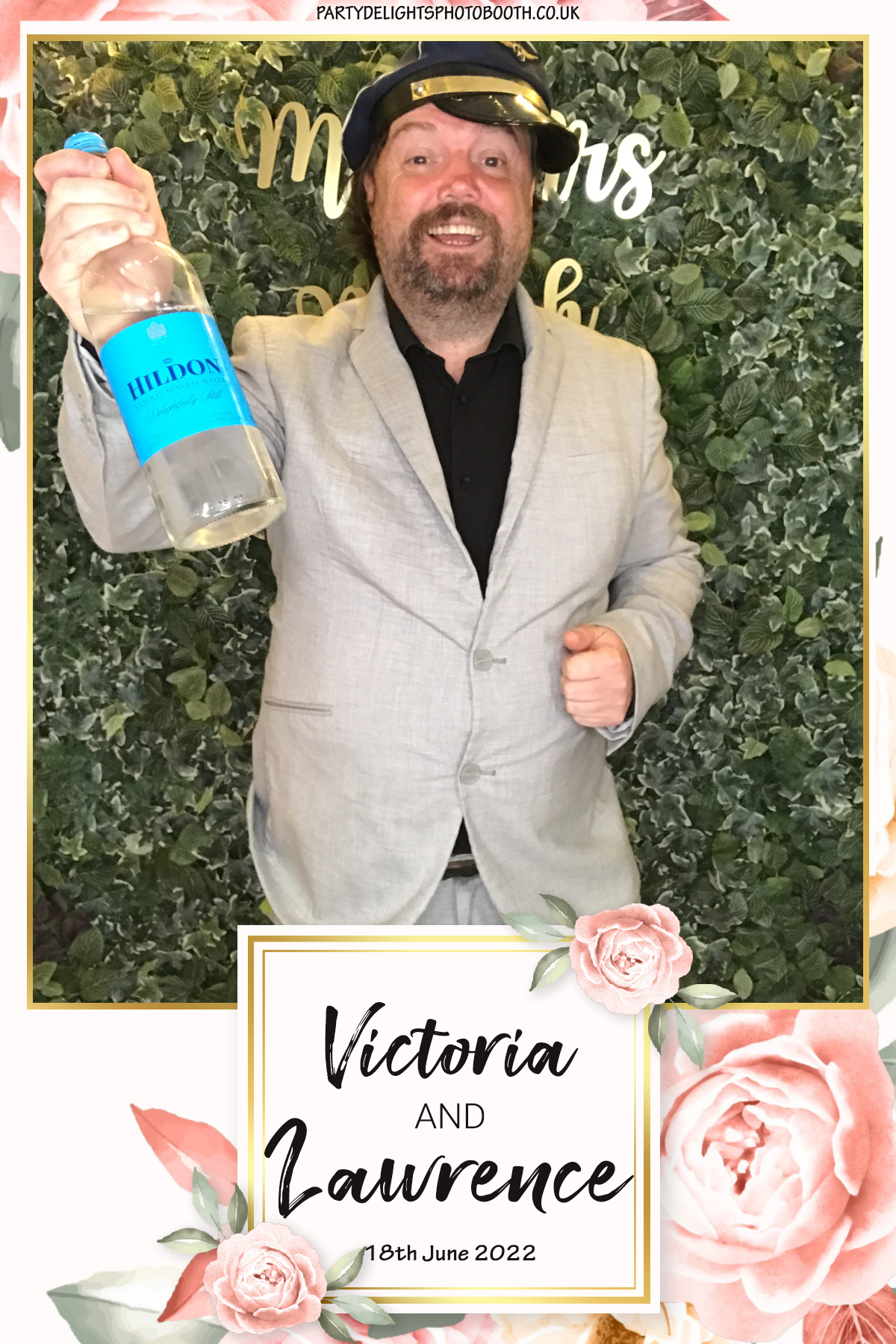 Victoria and Lawrence Wedding | View more photos from the event at gallery.partydelightsphotobooth.co.uk/u/PartyDelightsPhotoBooth/Victoria-and-Lawrence-Wedding