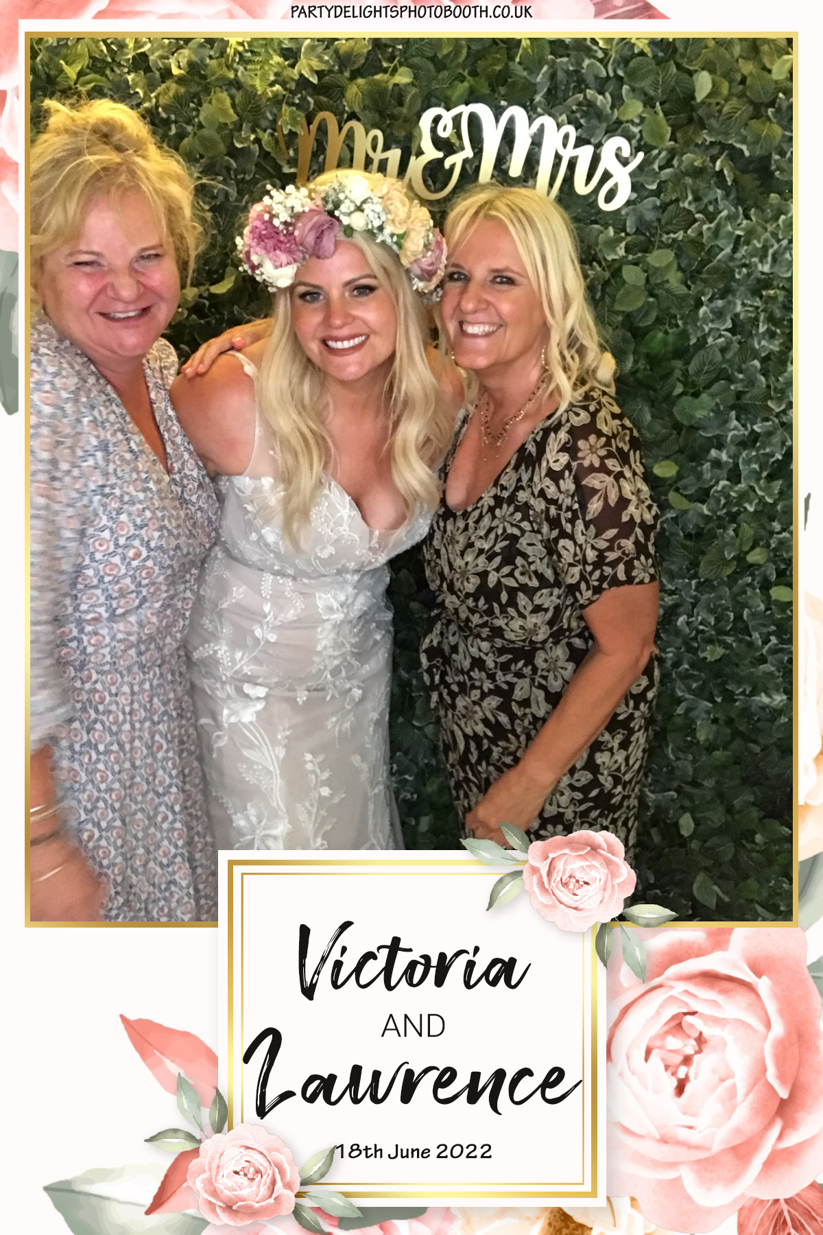 Victoria and Lawrence Wedding | View more photos from the event at gallery.partydelightsphotobooth.co.uk/u/PartyDelightsPhotoBooth/Victoria-and-Lawrence-Wedding