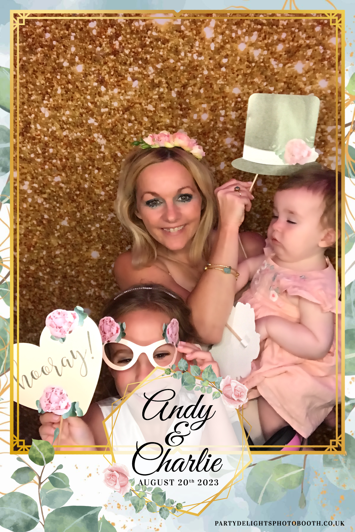 Andy and Charlie's Wedding | View more photos from the event at gallery.partydelightsphotobooth.co.uk/u/PartyDelightsPhotoBooth/Andy-and-Charlies-Wedding