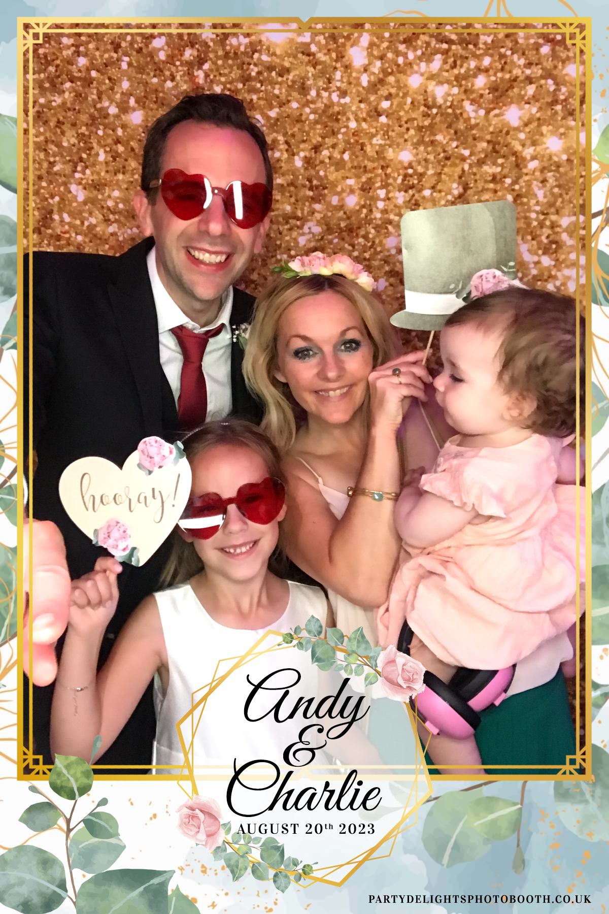 Andy and Charlie's Wedding | View more photos from the event at gallery.partydelightsphotobooth.co.uk/u/PartyDelightsPhotoBooth/Andy-and-Charlies-Wedding