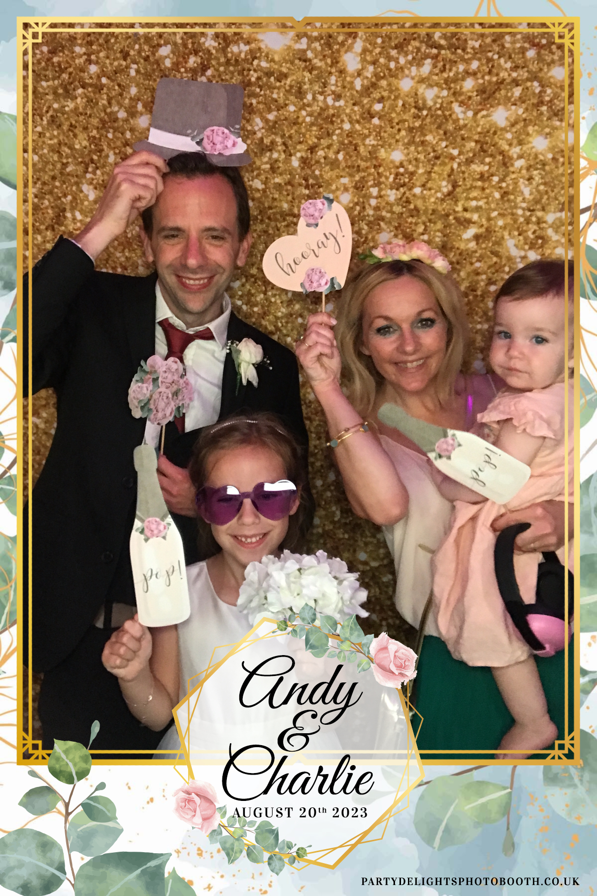 Andy and Charlie's Wedding | View more photos from the event at gallery.partydelightsphotobooth.co.uk/u/PartyDelightsPhotoBooth/Andy-and-Charlies-Wedding