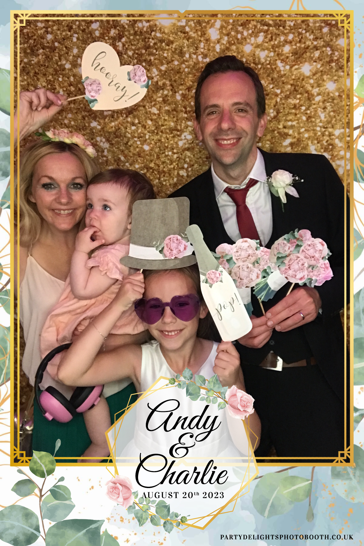 Andy and Charlie's Wedding | View more photos from the event at gallery.partydelightsphotobooth.co.uk/u/PartyDelightsPhotoBooth/Andy-and-Charlies-Wedding