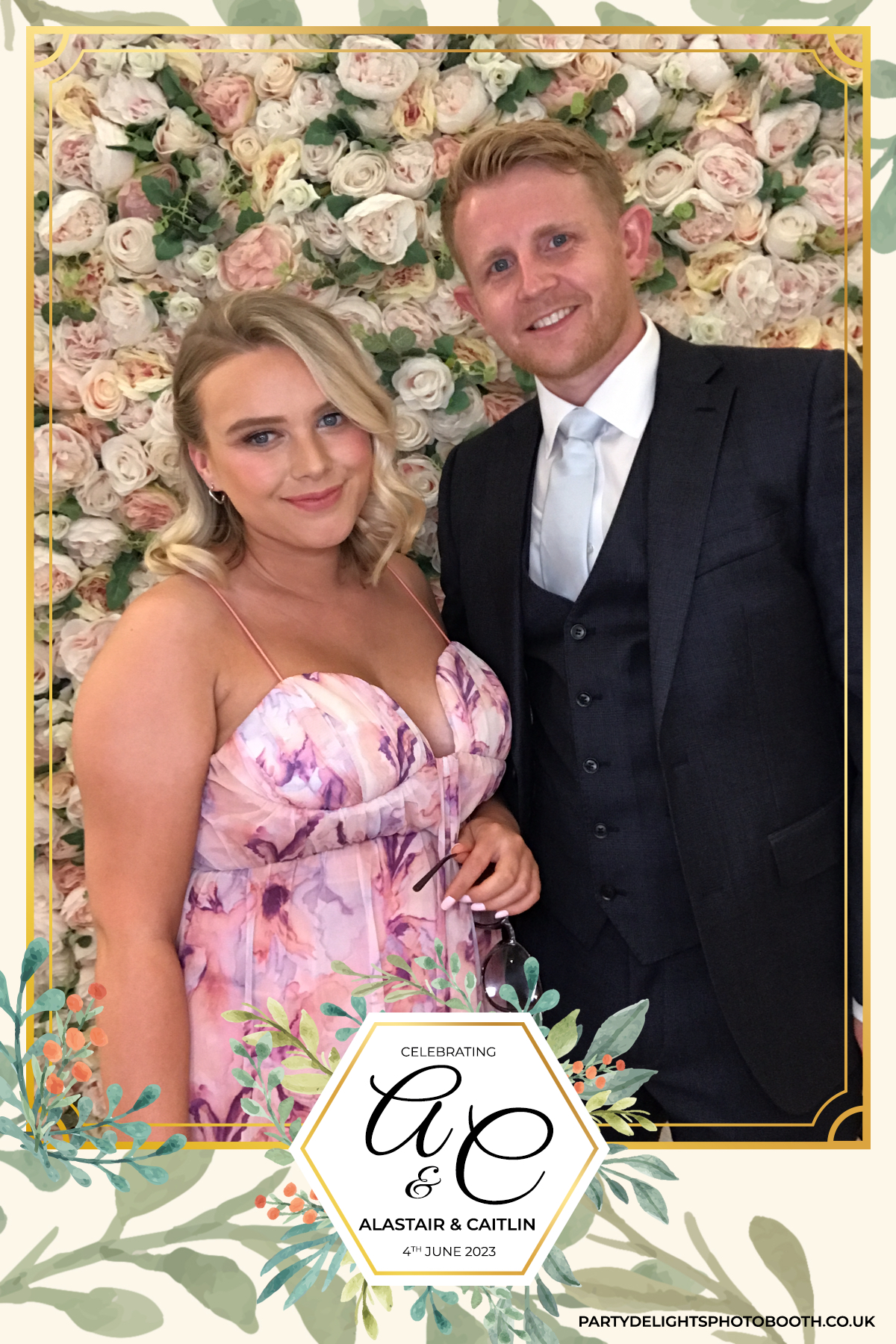 Caitlin & Al’s Wedding | View more photos from the event at gallery.partydelightsphotobooth.co.uk/u/PartyDelightsPhotoBooth/Caitlin-Al’s-Wedding