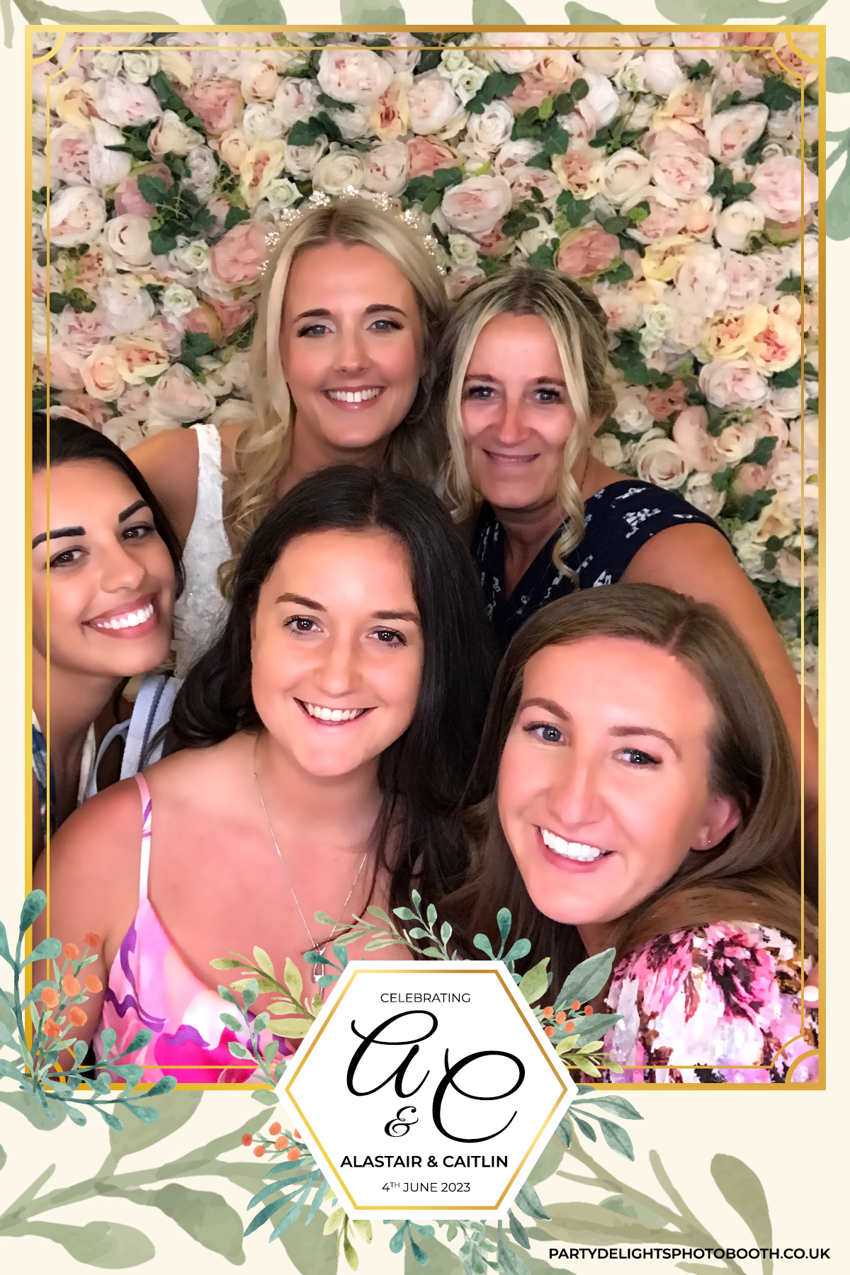 Caitlin & Al’s Wedding | View more photos from the event at gallery.partydelightsphotobooth.co.uk/u/PartyDelightsPhotoBooth/Caitlin-Al’s-Wedding