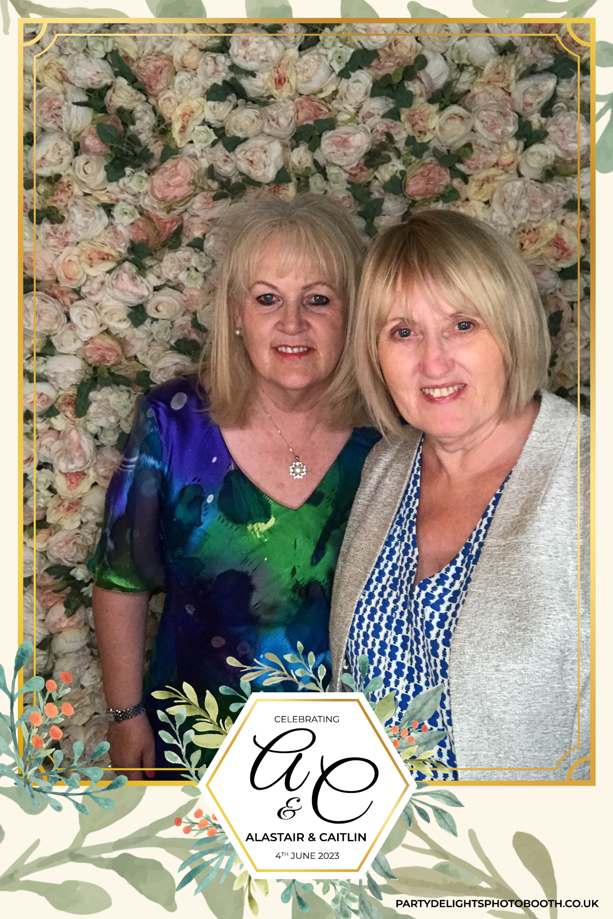 Caitlin & Al’s Wedding | View more photos from the event at gallery.partydelightsphotobooth.co.uk/u/PartyDelightsPhotoBooth/Caitlin-Al’s-Wedding