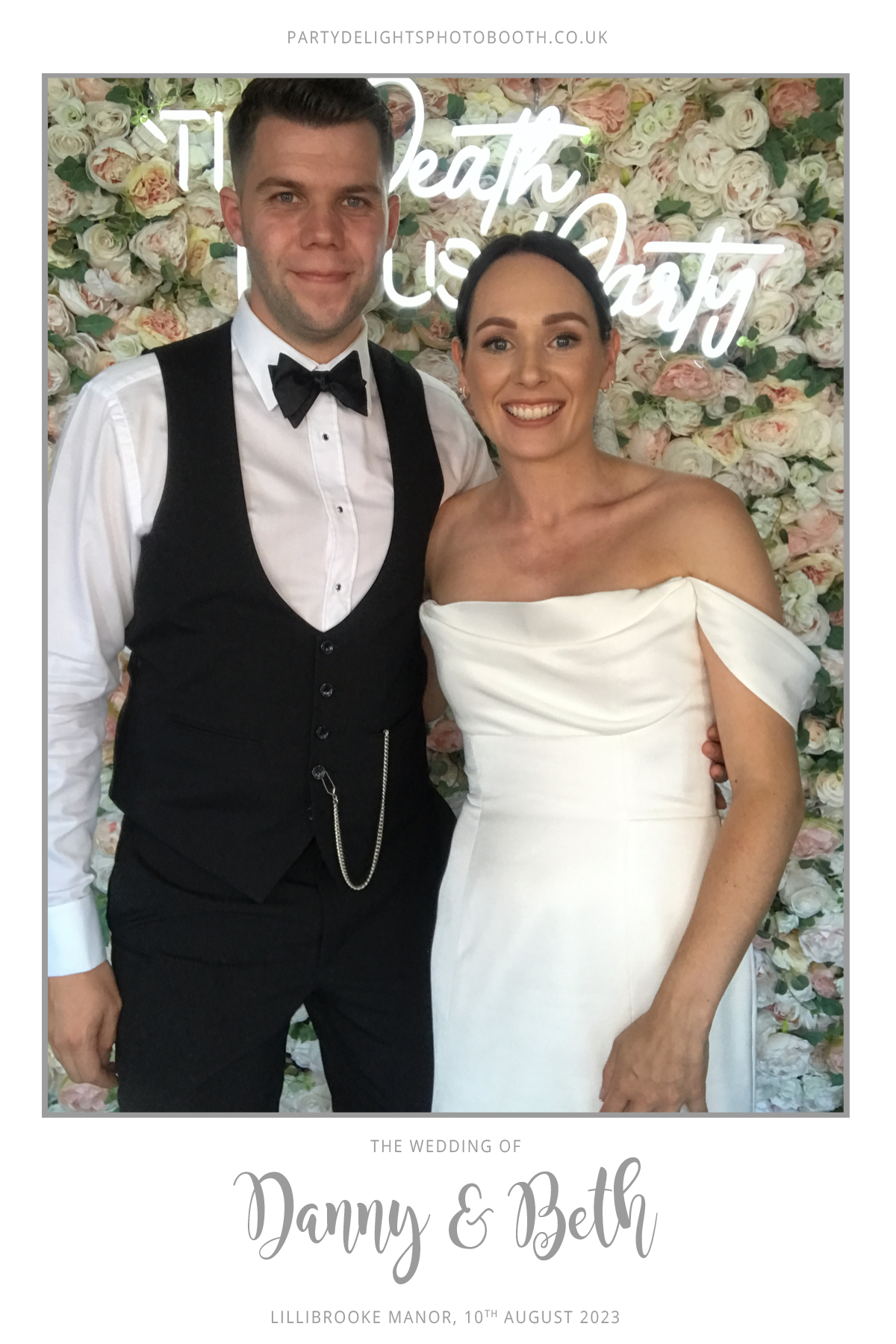 Danny and Beth’s wedding | View more photos from the event at gallery.partydelightsphotobooth.co.uk/u/PartyDelightsPhotoBooth/Danny-and-Beth’s-wedding