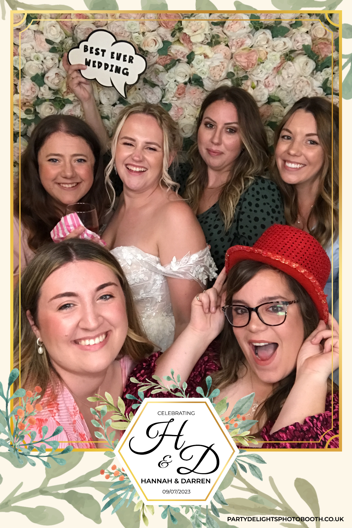 Darren and Hannah’s Wedding | View more photos from the event at gallery.partydelightsphotobooth.co.uk/u/PartyDelightsPhotoBooth/Darren-and-Hannah’s-Wedding