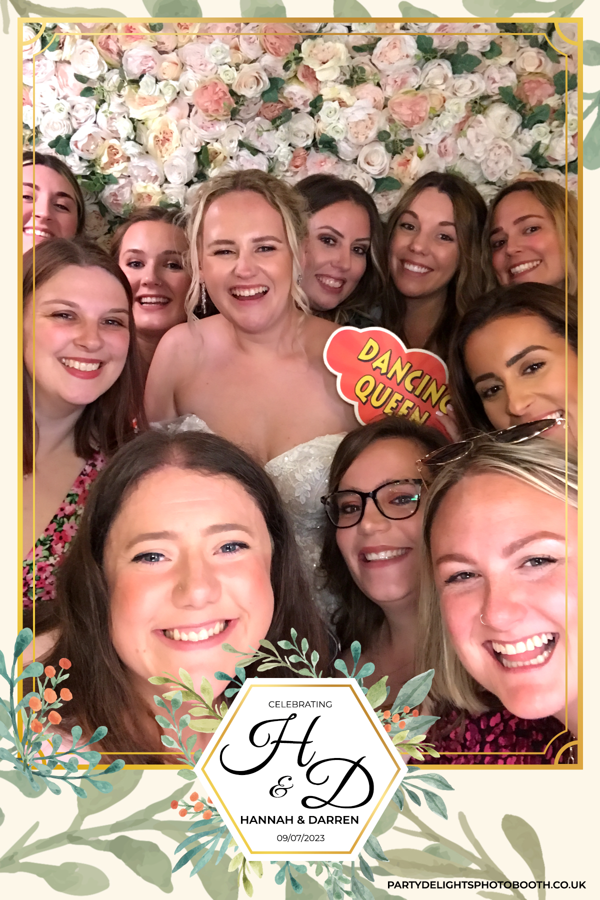 Darren and Hannah’s Wedding | View more photos from the event at gallery.partydelightsphotobooth.co.uk/u/PartyDelightsPhotoBooth/Darren-and-Hannah’s-Wedding