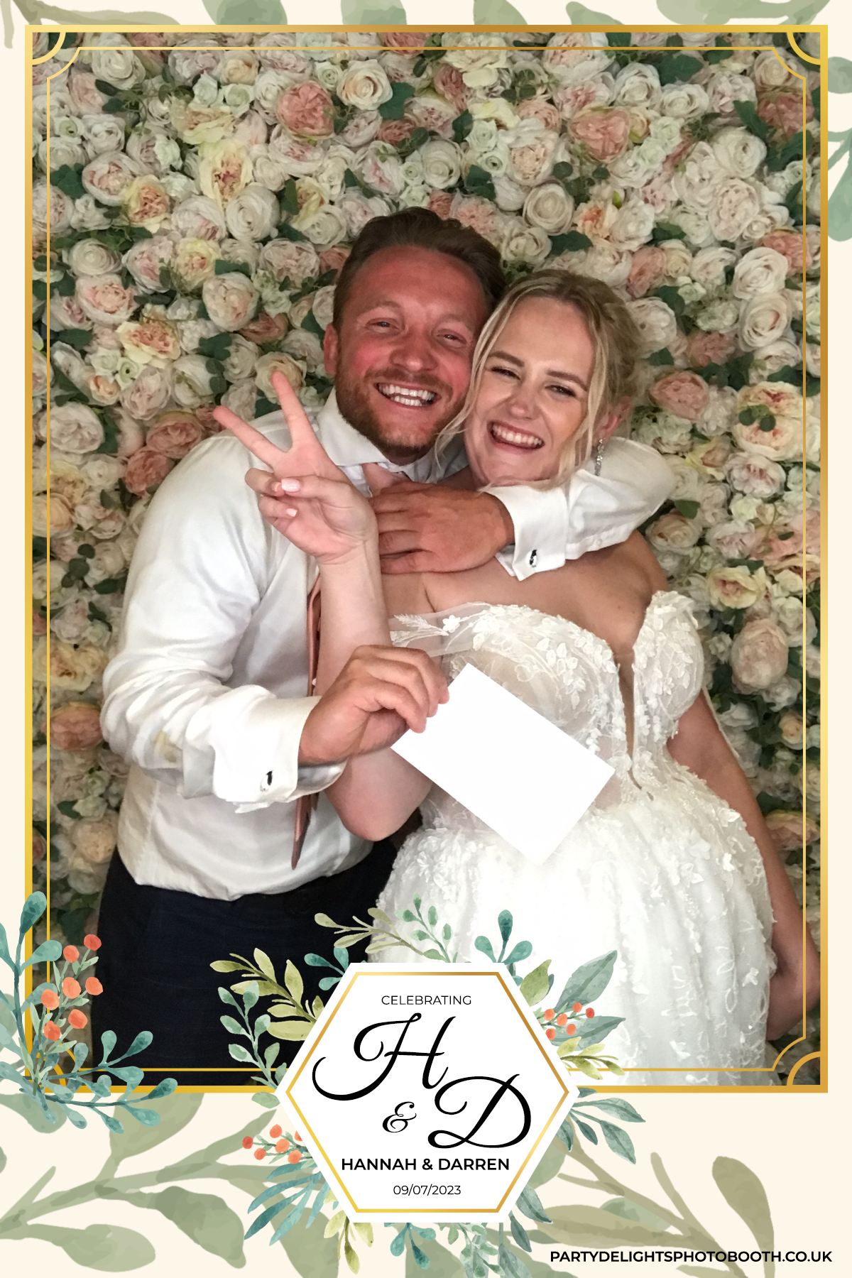 Darren and Hannah’s Wedding | View more photos from the event at gallery.partydelightsphotobooth.co.uk/u/PartyDelightsPhotoBooth/Darren-and-Hannah’s-Wedding
