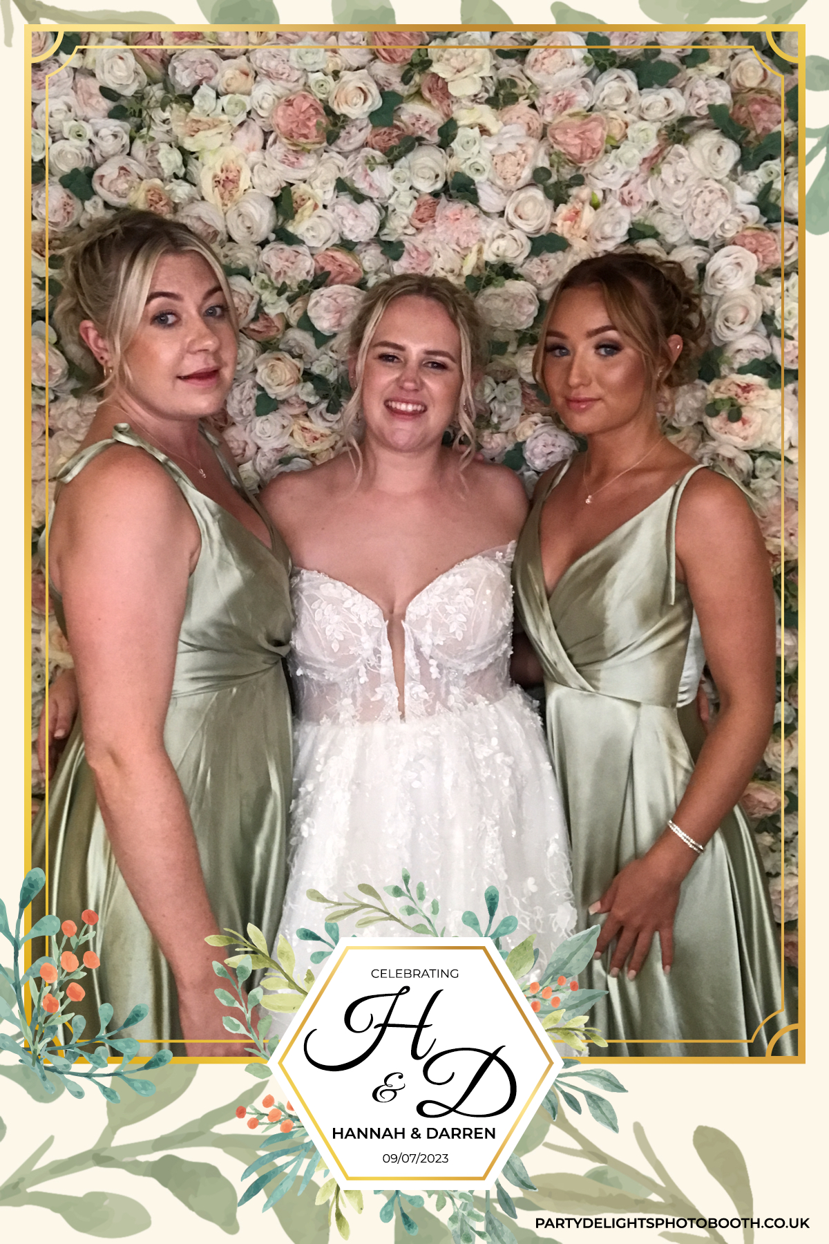 Darren and Hannah’s Wedding | View more photos from the event at gallery.partydelightsphotobooth.co.uk/u/PartyDelightsPhotoBooth/Darren-and-Hannah’s-Wedding
