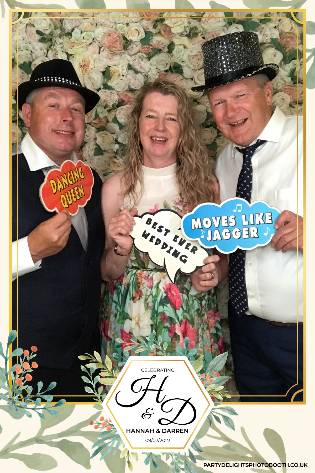 Darren and Hannah’s Wedding | View more photos from the event at gallery.partydelightsphotobooth.co.uk/u/PartyDelightsPhotoBooth/Darren-and-Hannah’s-Wedding