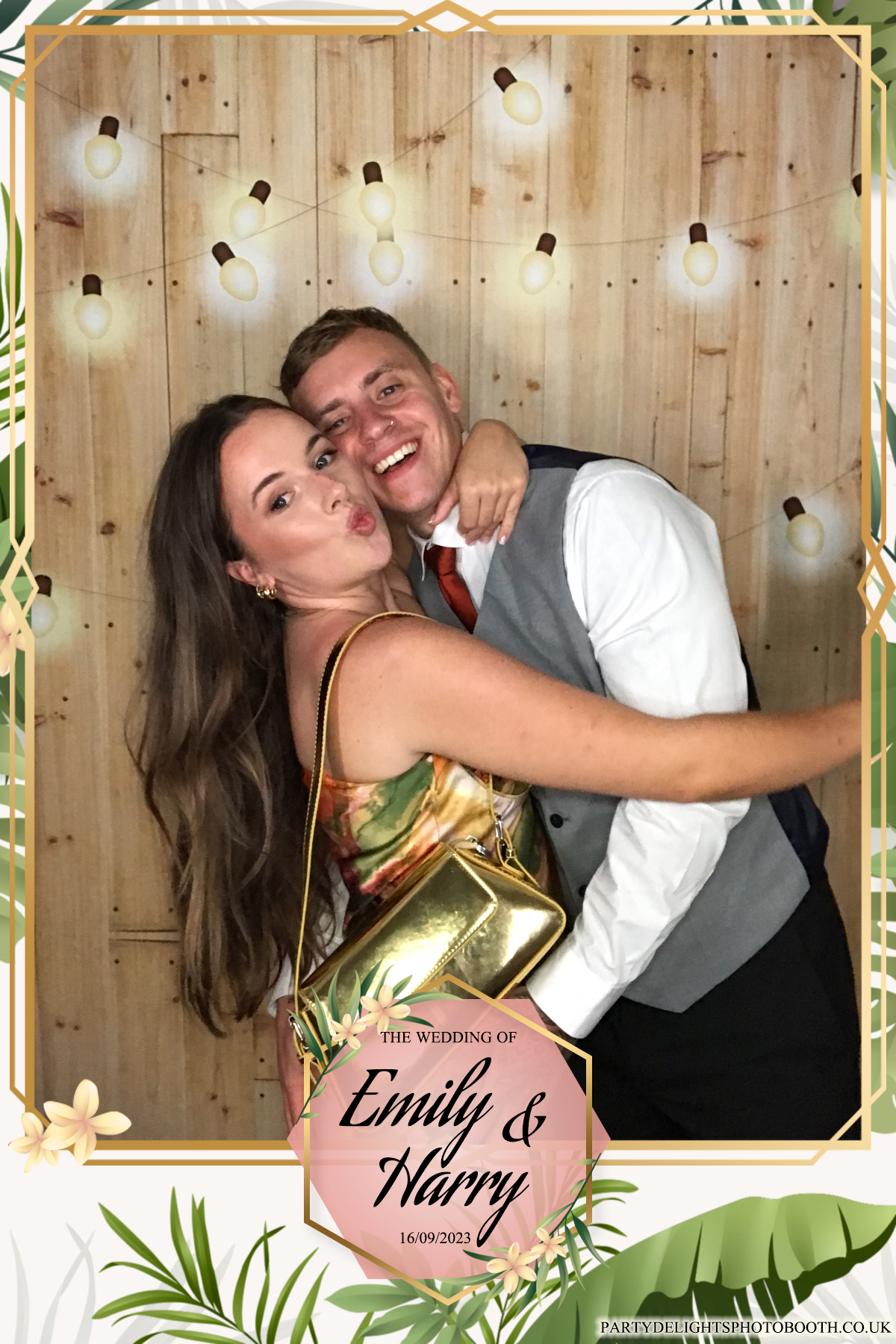 Emily & Harry's wedding | View more photos from the event at gallery.partydelightsphotobooth.co.uk/u/PartyDelightsPhotoBooth/Emily-Harrys-wedding