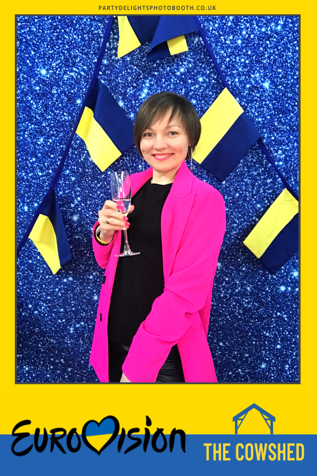 Eurovision Party for Ukrainian Families | View more photos from the event at gallery.partydelightsphotobooth.co.uk/u/PartyDelightsPhotoBooth/Eurovision-Party-for-Ukrainian-Families