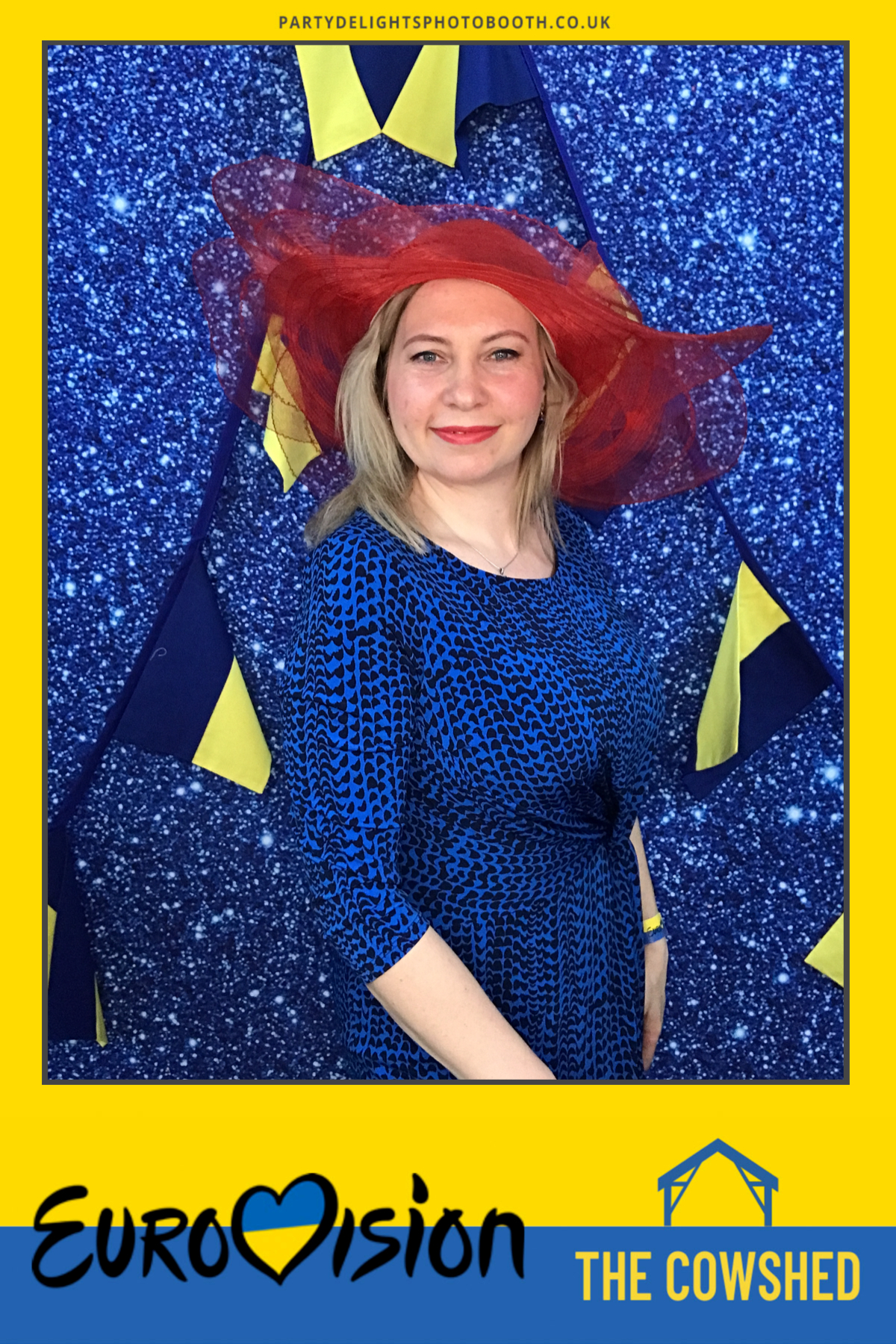 Eurovision Party for Ukrainian Families | View more photos from the event at gallery.partydelightsphotobooth.co.uk/u/PartyDelightsPhotoBooth/Eurovision-Party-for-Ukrainian-Families