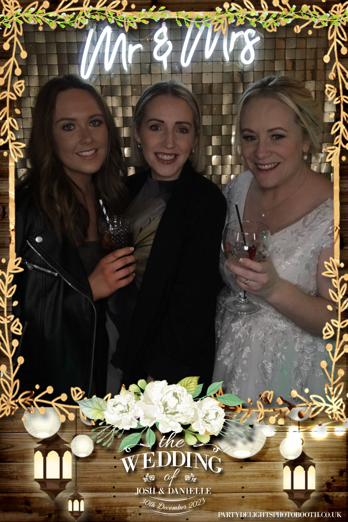 Josh’s and Danielle’s Wedding | View more photos from the event at gallery.partydelightsphotobooth.co.uk/u/PartyDelightsPhotoBooth/Josh’s-and-Danielle’s-Wedding