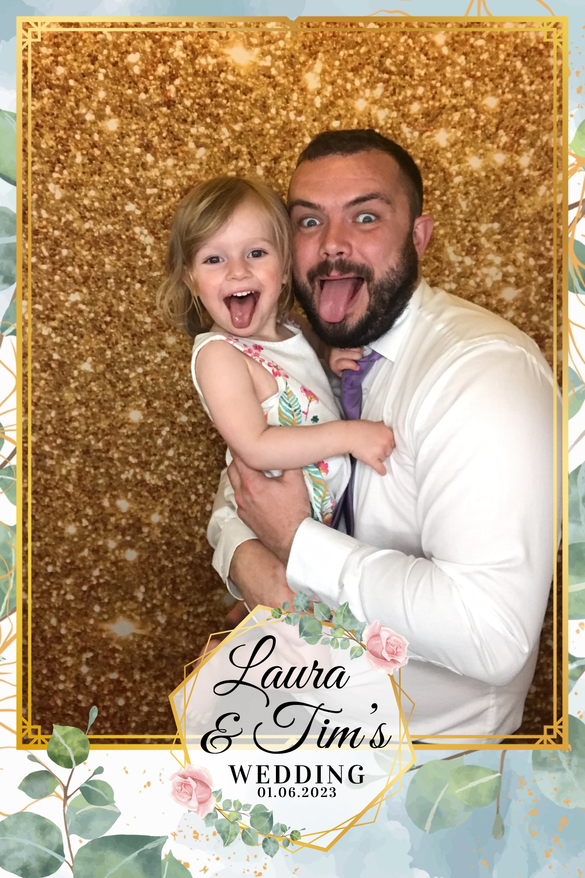 Laura & Tim's Wedding | View more photos from the event at gallery.partydelightsphotobooth.co.uk/u/PartyDelightsPhotoBooth/Laura-Tims-Wedding