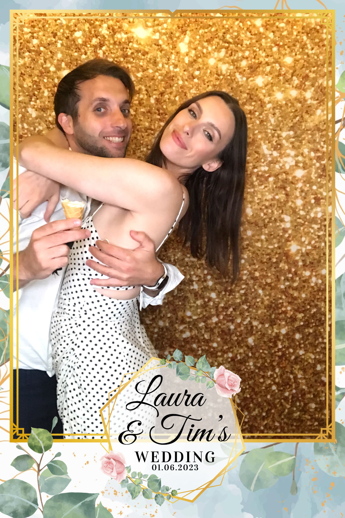 Laura & Tim's Wedding | View more photos from the event at gallery.partydelightsphotobooth.co.uk/u/PartyDelightsPhotoBooth/Laura-Tims-Wedding