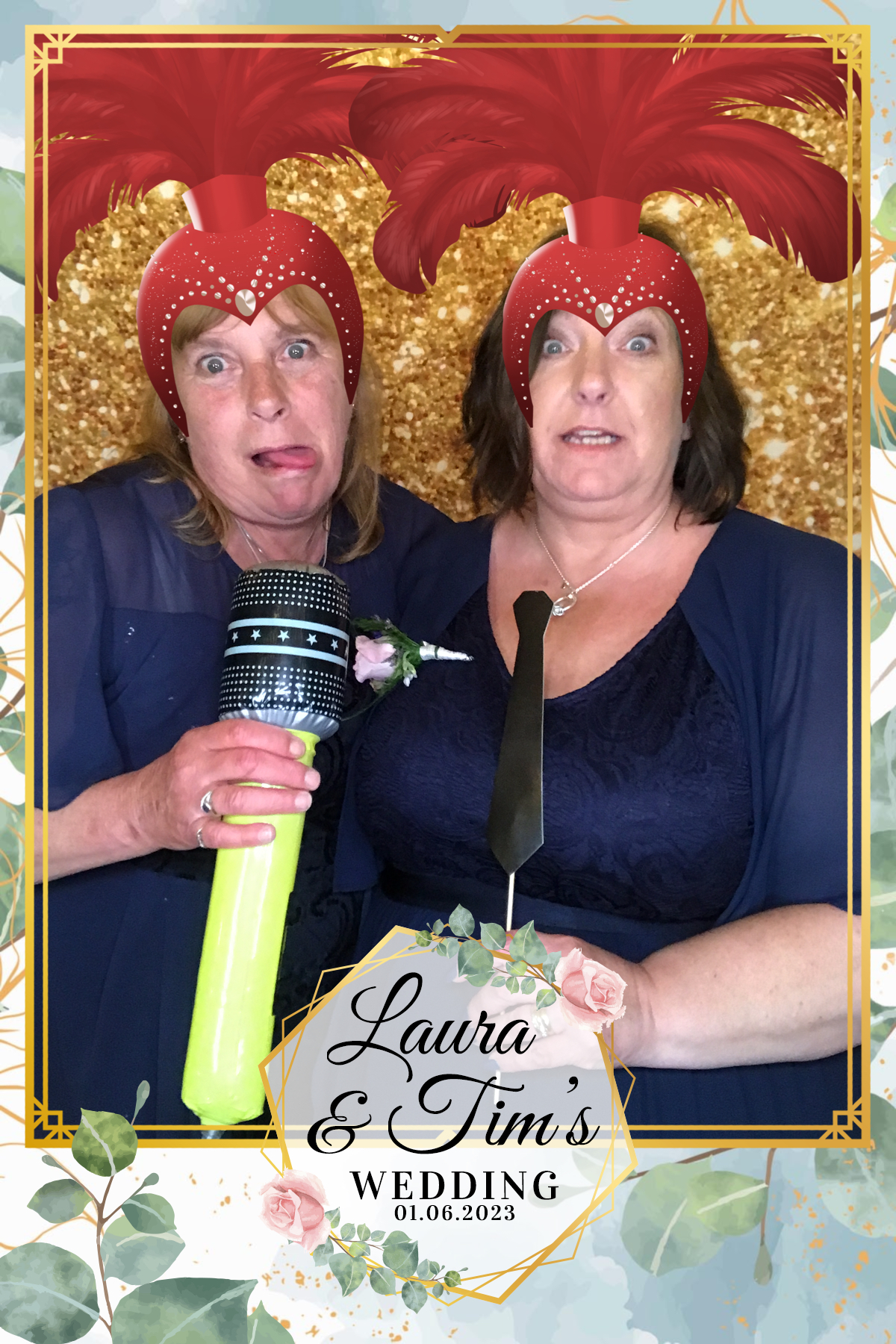 Laura & Tim's Wedding | View more photos from the event at gallery.partydelightsphotobooth.co.uk/u/PartyDelightsPhotoBooth/Laura-Tims-Wedding