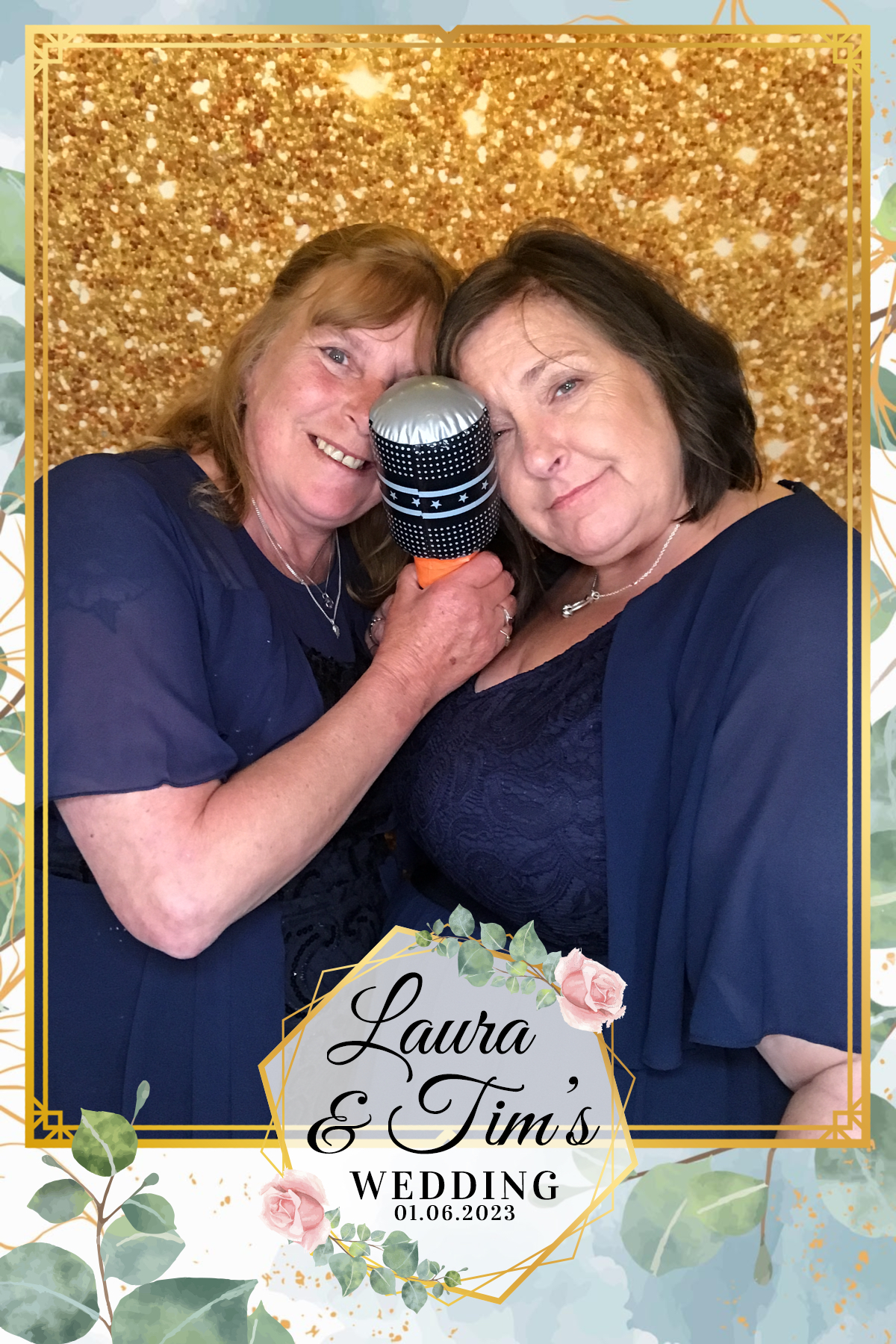Laura & Tim's Wedding | View more photos from the event at gallery.partydelightsphotobooth.co.uk/u/PartyDelightsPhotoBooth/Laura-Tims-Wedding