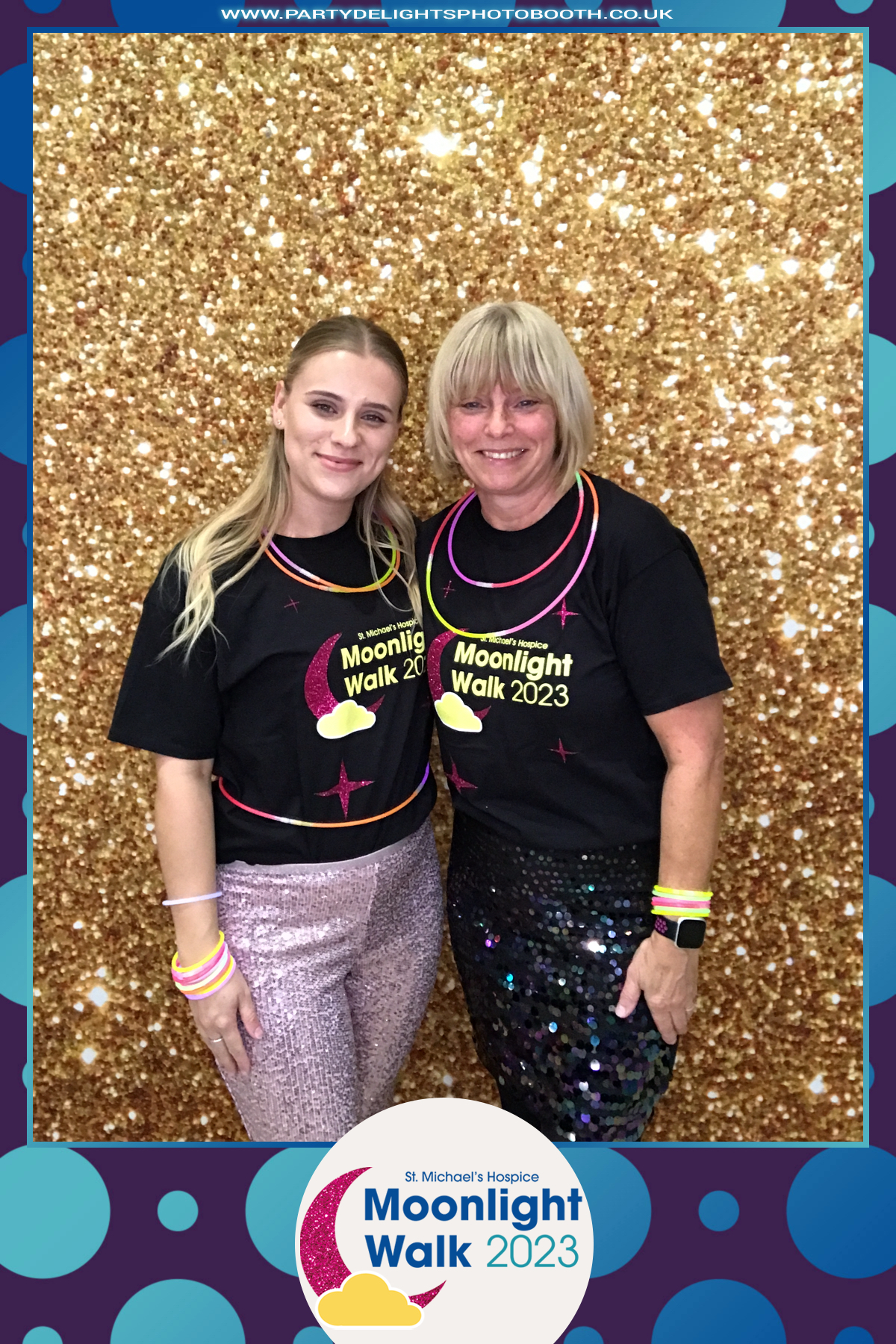 Moonlight Walk 2023 - St. Michael's Hospice | View more photos from the event at gallery.partydelightsphotobooth.co.uk/u/PartyDelightsPhotoBooth/Moonlight-Walk-2023-St-Michaels-Hospice