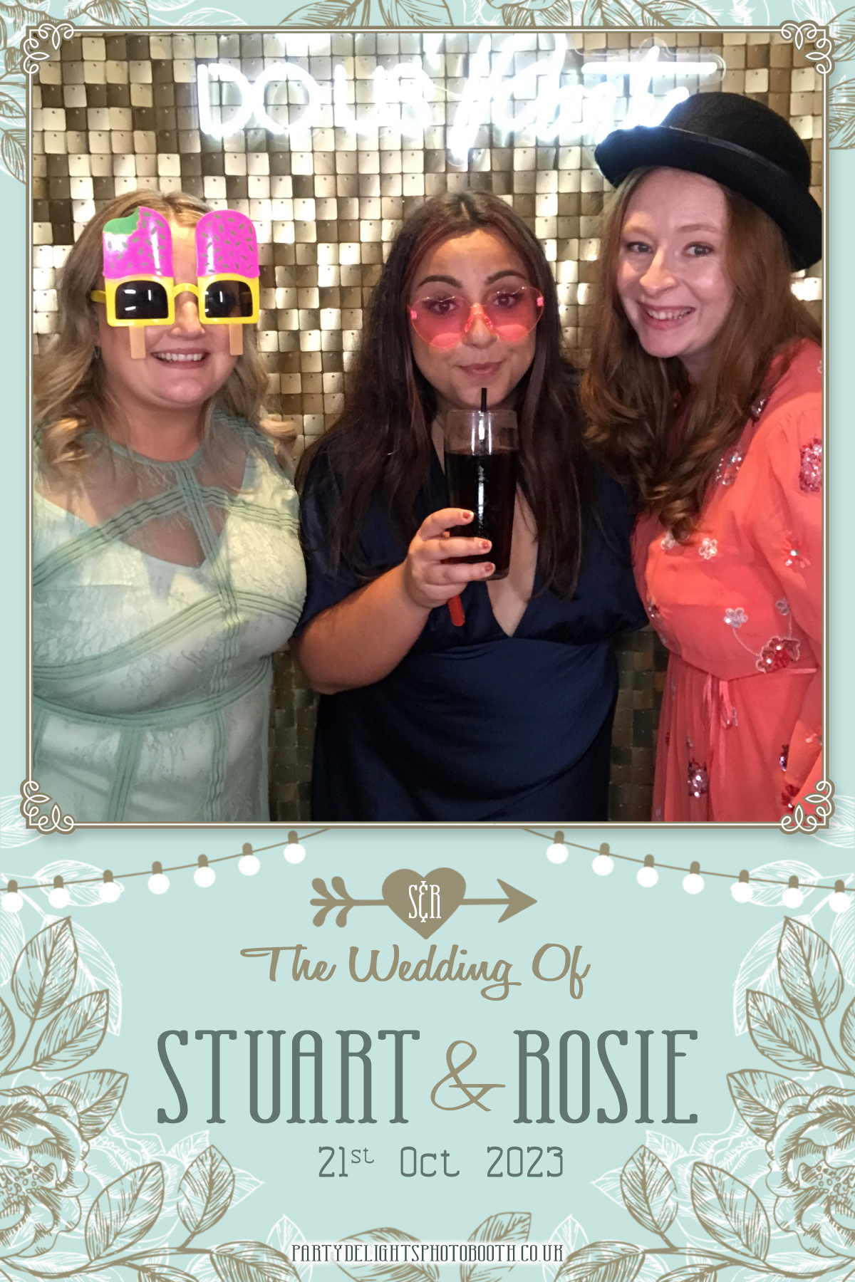 Stuart and Rosie’s Wedding | View more photos from the event at gallery.partydelightsphotobooth.co.uk/u/PartyDelightsPhotoBooth/Stuart-and-Rosie’s-Wedding