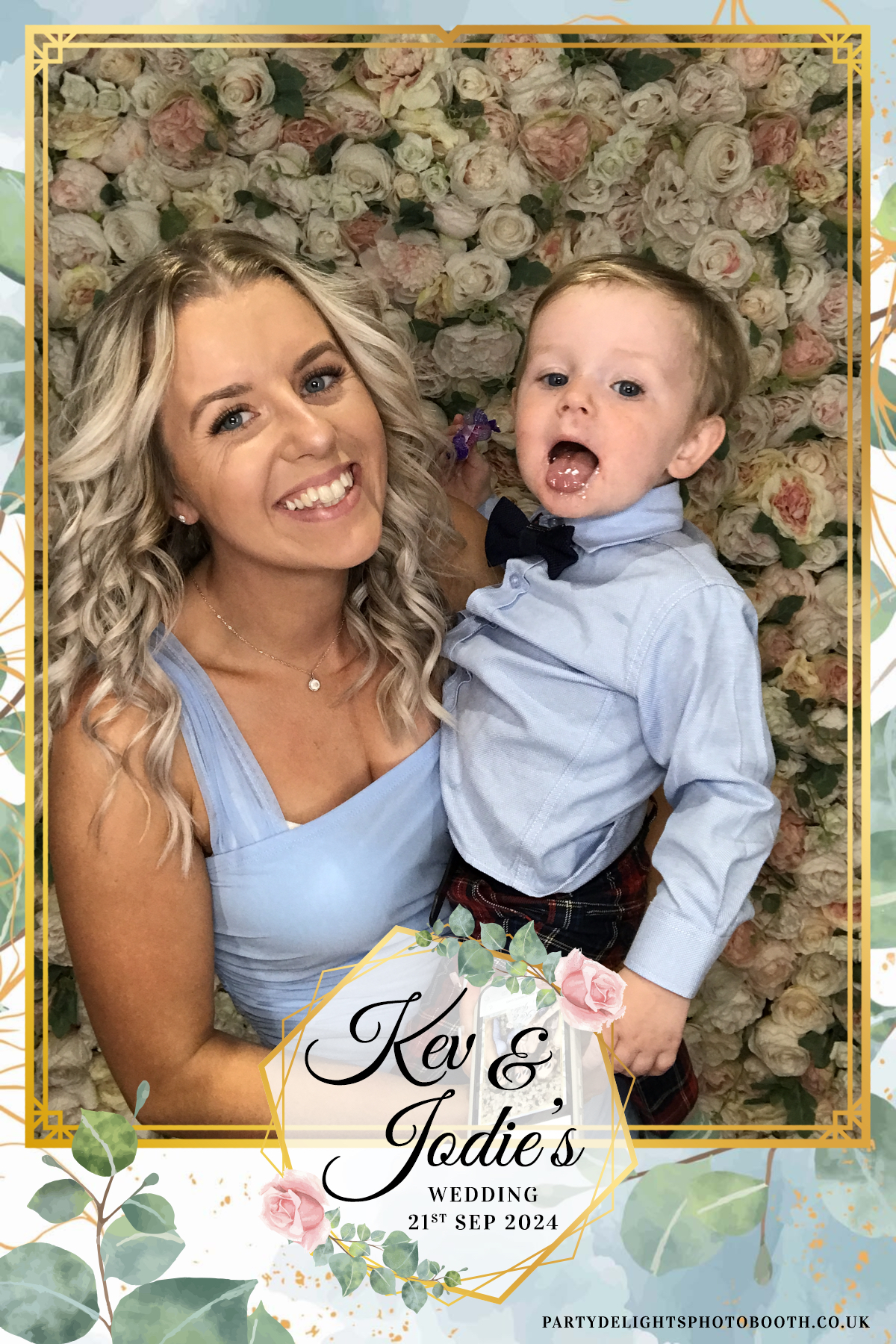 Jodie and kevs wedding | View more photos from the event at gallery.partydelightsphotobooth.co.uk/u/PartyDelightsPhotoBooth/Jodie-and-kevs-wedding