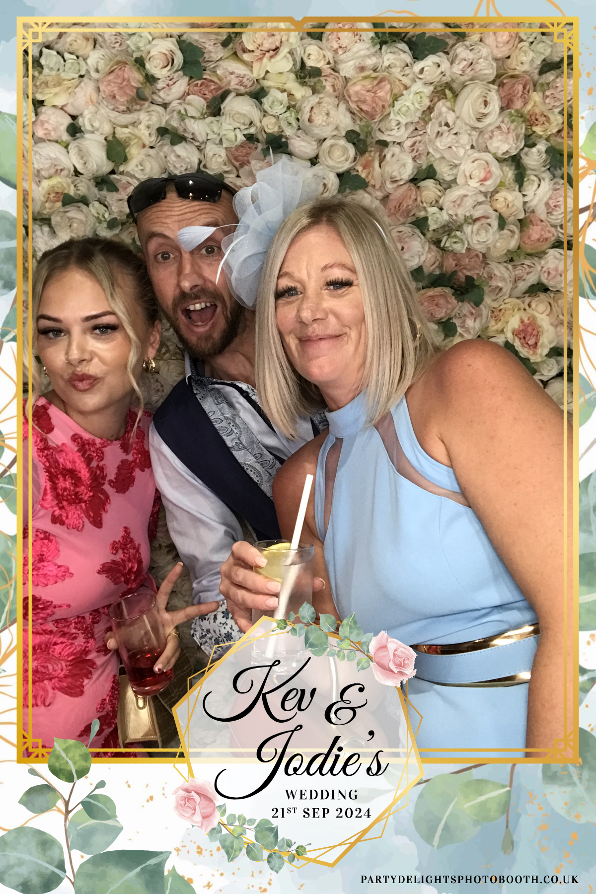 Jodie and kevs wedding | View more photos from the event at gallery.partydelightsphotobooth.co.uk/u/PartyDelightsPhotoBooth/Jodie-and-kevs-wedding