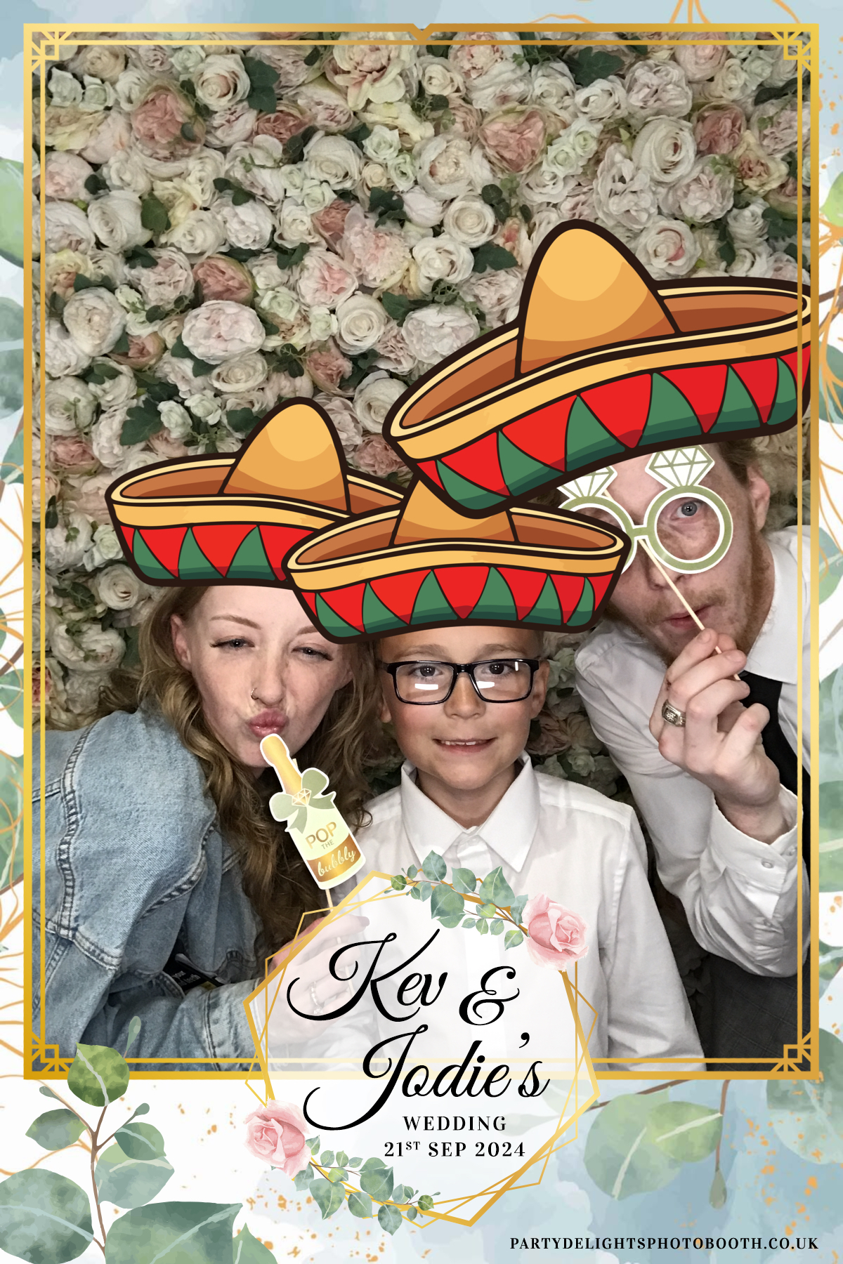 Jodie and kevs wedding | View more photos from the event at gallery.partydelightsphotobooth.co.uk/u/PartyDelightsPhotoBooth/Jodie-and-kevs-wedding