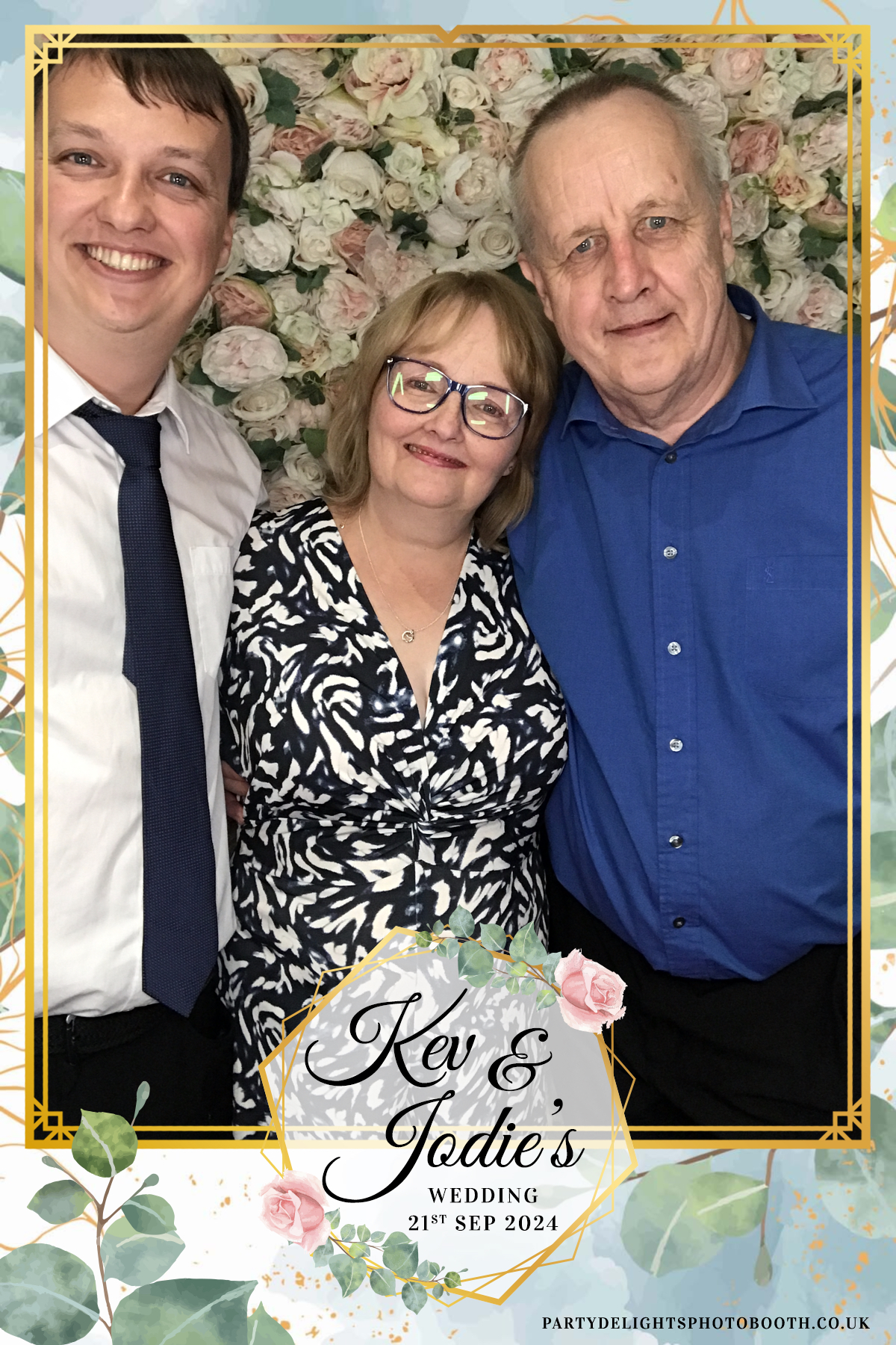 Jodie and kevs wedding | View more photos from the event at gallery.partydelightsphotobooth.co.uk/u/PartyDelightsPhotoBooth/Jodie-and-kevs-wedding