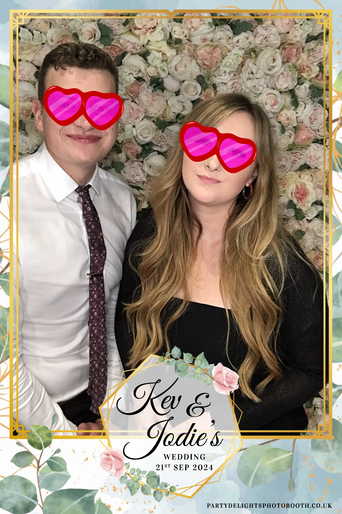 Jodie and kevs wedding | View more photos from the event at gallery.partydelightsphotobooth.co.uk/u/PartyDelightsPhotoBooth/Jodie-and-kevs-wedding