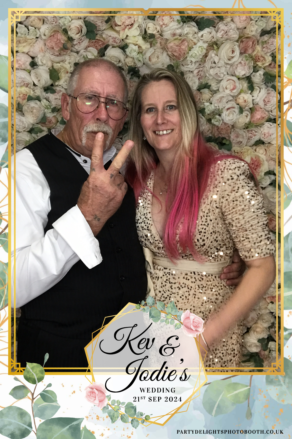 Jodie and kevs wedding | View more photos from the event at gallery.partydelightsphotobooth.co.uk/u/PartyDelightsPhotoBooth/Jodie-and-kevs-wedding