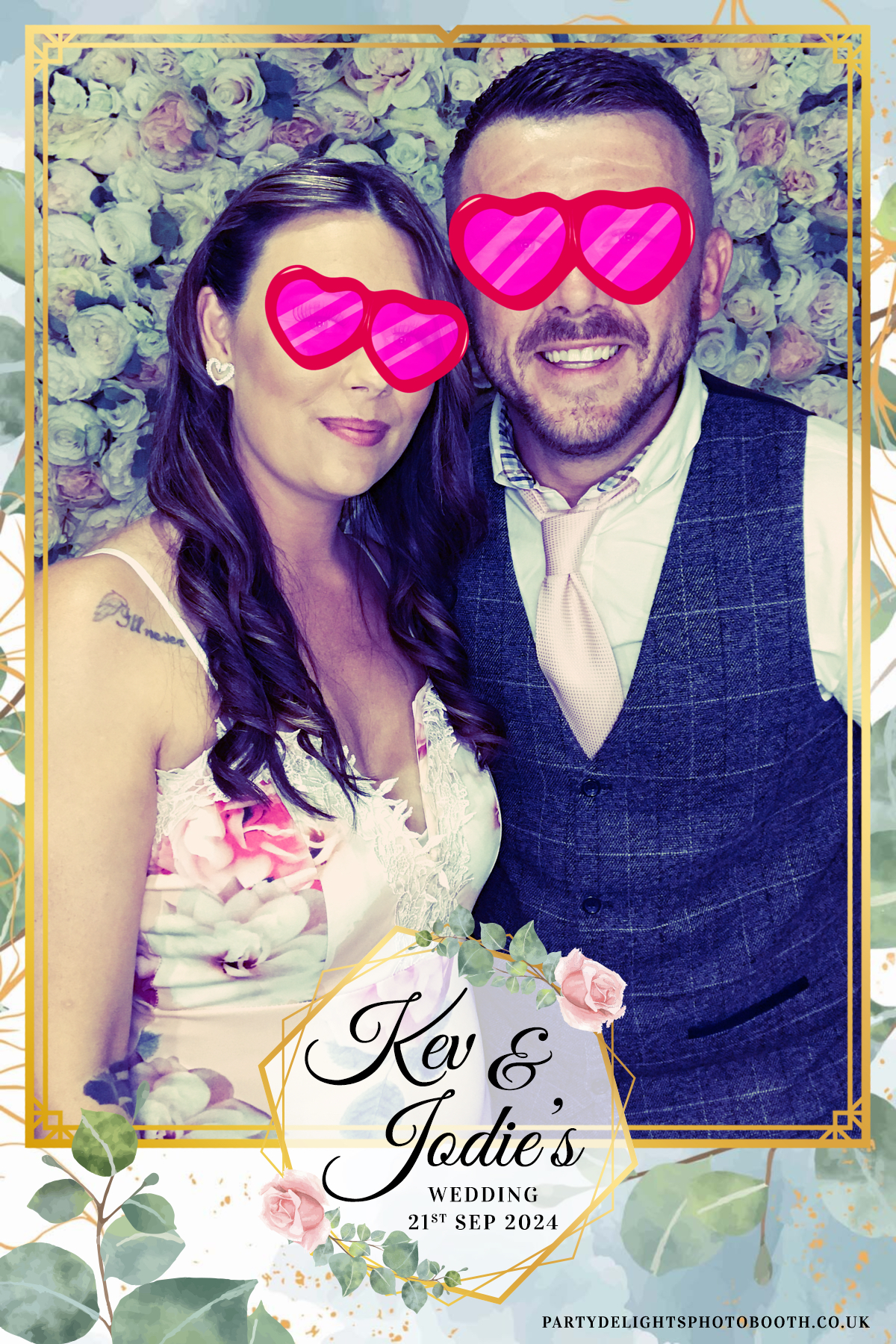 Jodie and kevs wedding | View more photos from the event at gallery.partydelightsphotobooth.co.uk/u/PartyDelightsPhotoBooth/Jodie-and-kevs-wedding