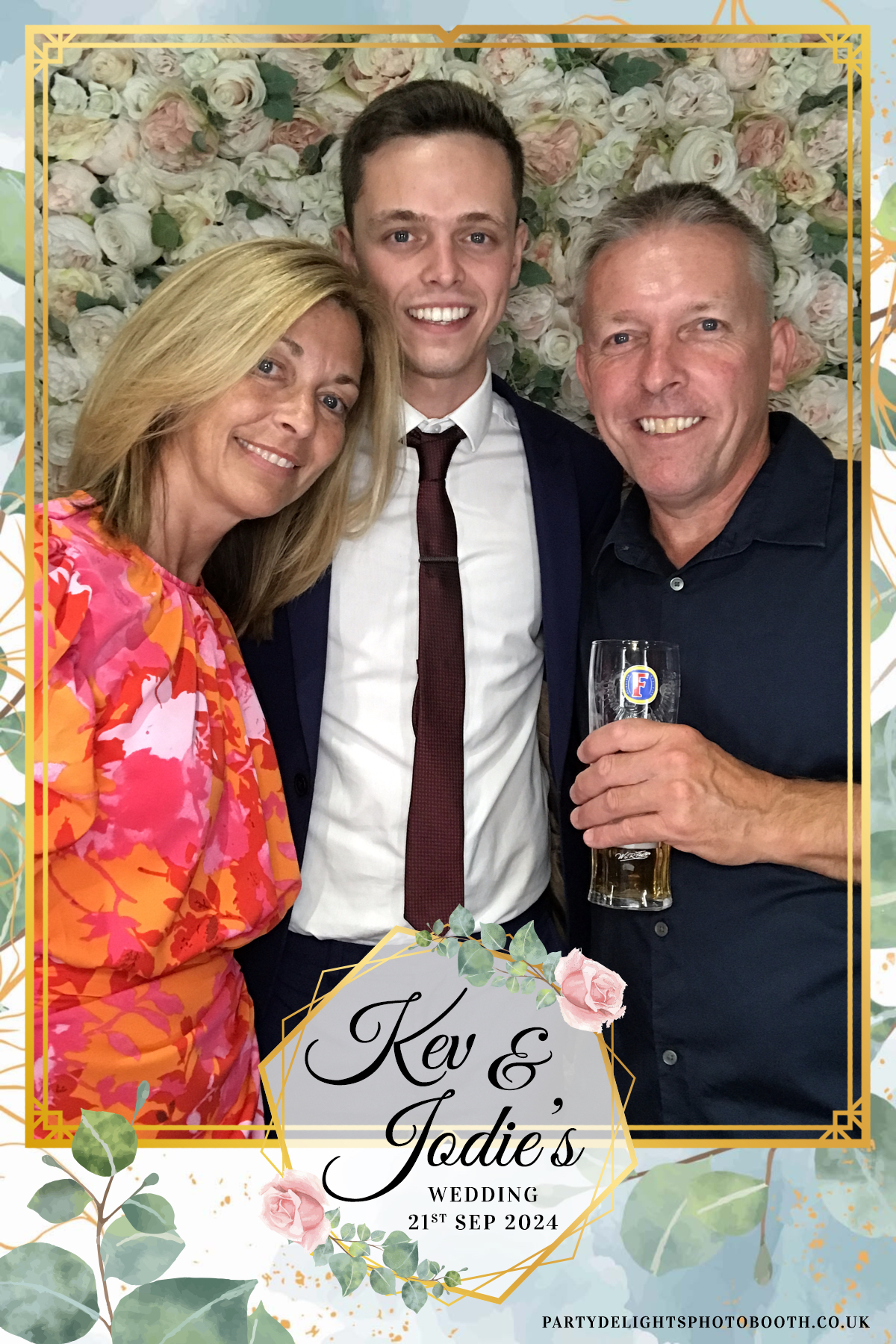 Jodie and kevs wedding | View more photos from the event at gallery.partydelightsphotobooth.co.uk/u/PartyDelightsPhotoBooth/Jodie-and-kevs-wedding