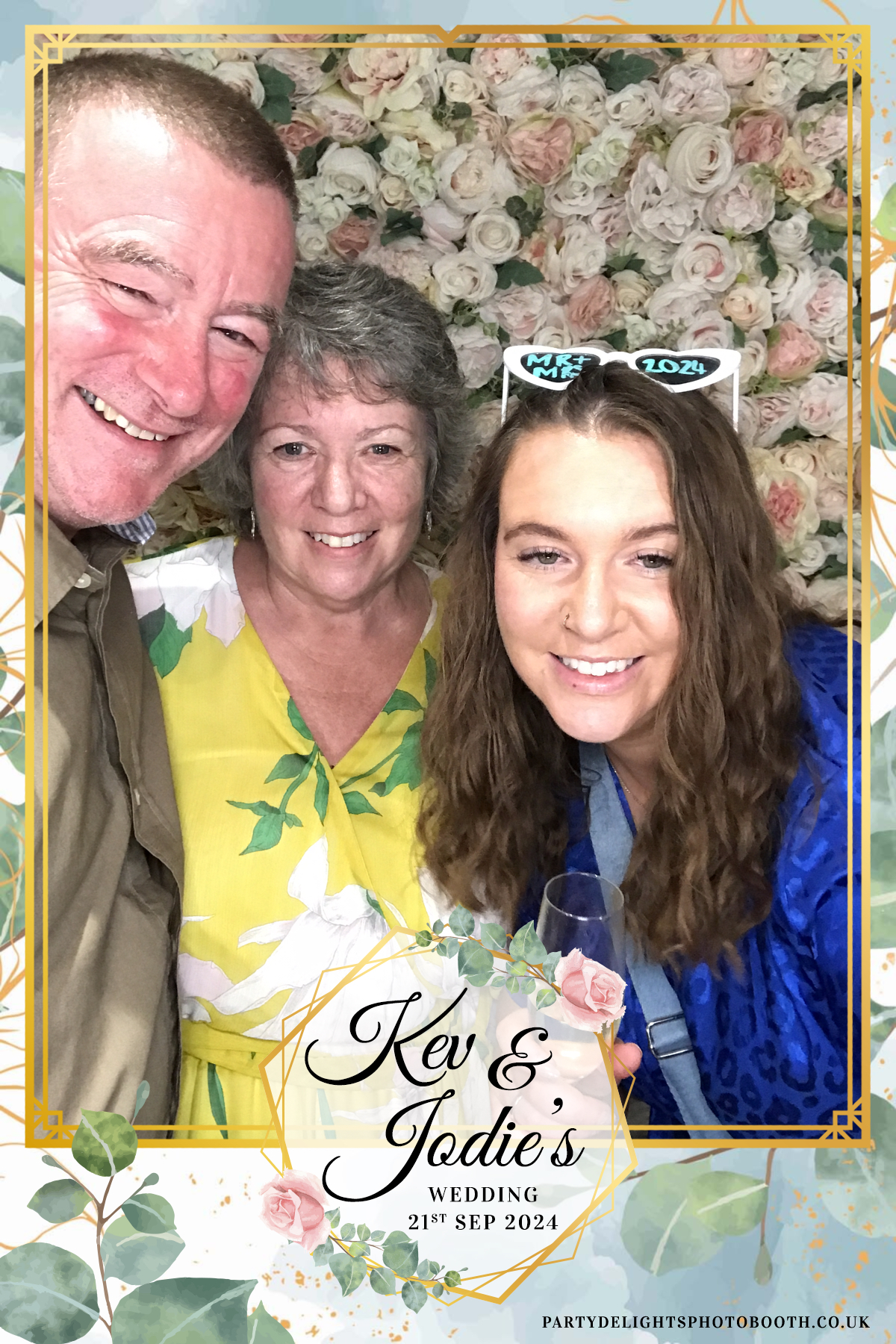 Jodie and kevs wedding | View more photos from the event at gallery.partydelightsphotobooth.co.uk/u/PartyDelightsPhotoBooth/Jodie-and-kevs-wedding