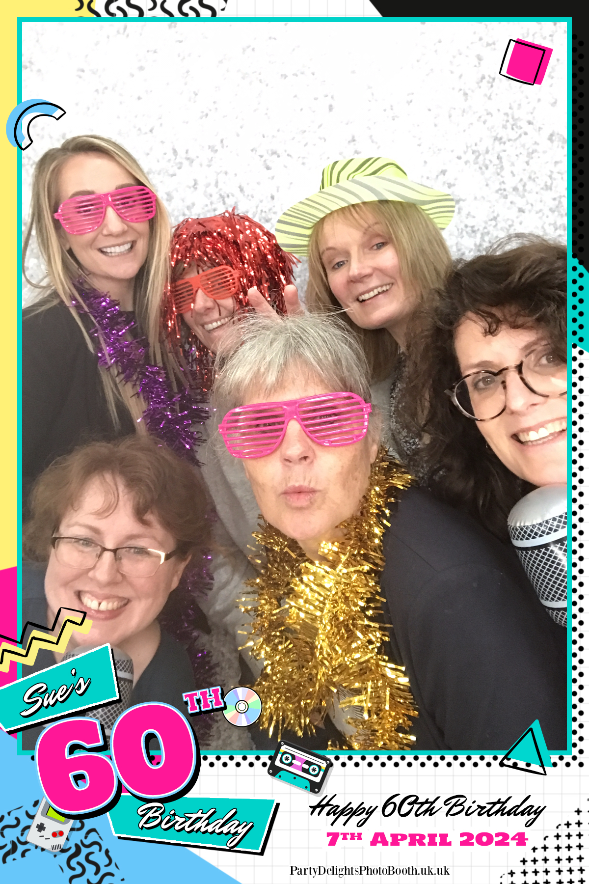 Sue's 60th Birthday Celebration Party | View more photos from the event at gallery.partydelightsphotobooth.co.uk/u/PartyDelightsPhotoBooth/Sues-60th-Birthday-Celebration-Party