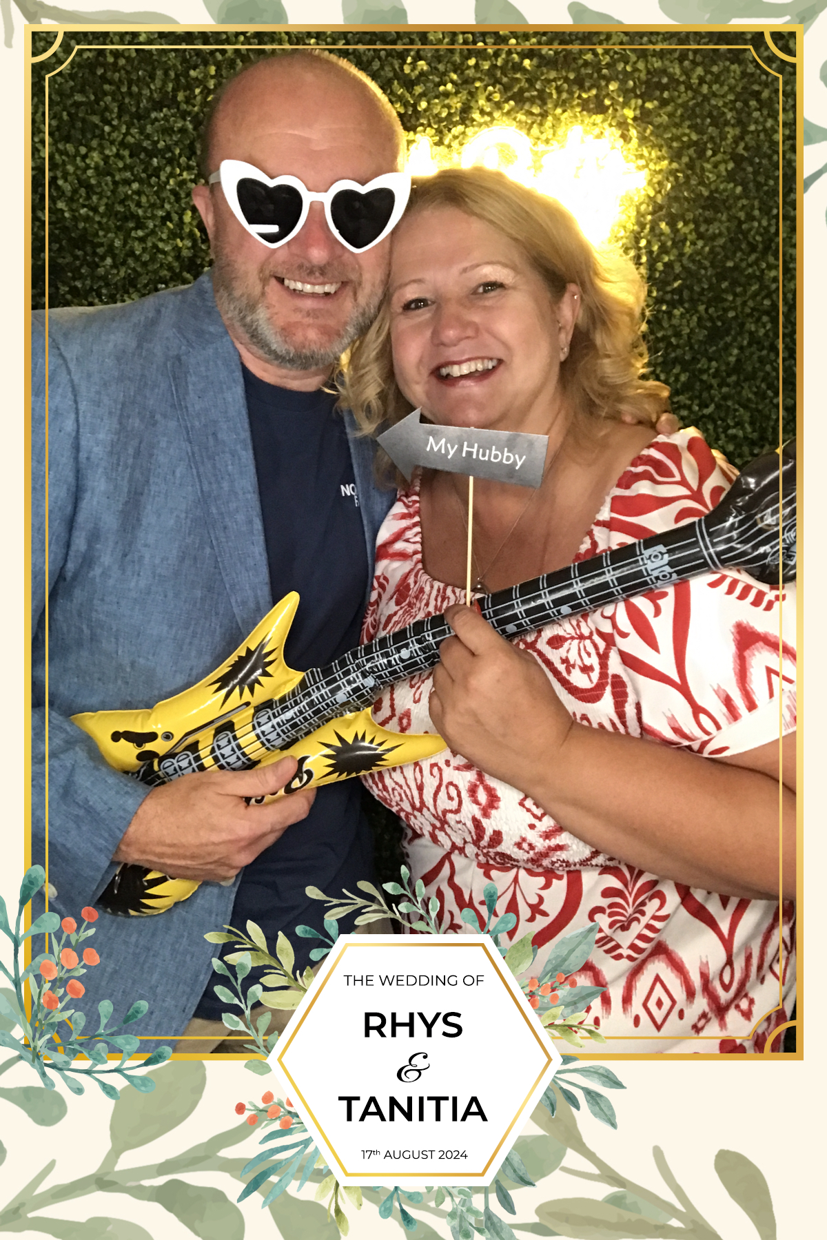 Tanitia & Rhys’ Wedding | View more photos from the event at gallery.partydelightsphotobooth.co.uk/u/PartyDelightsPhotoBooth/Tanitia-Rhys’-Wedding