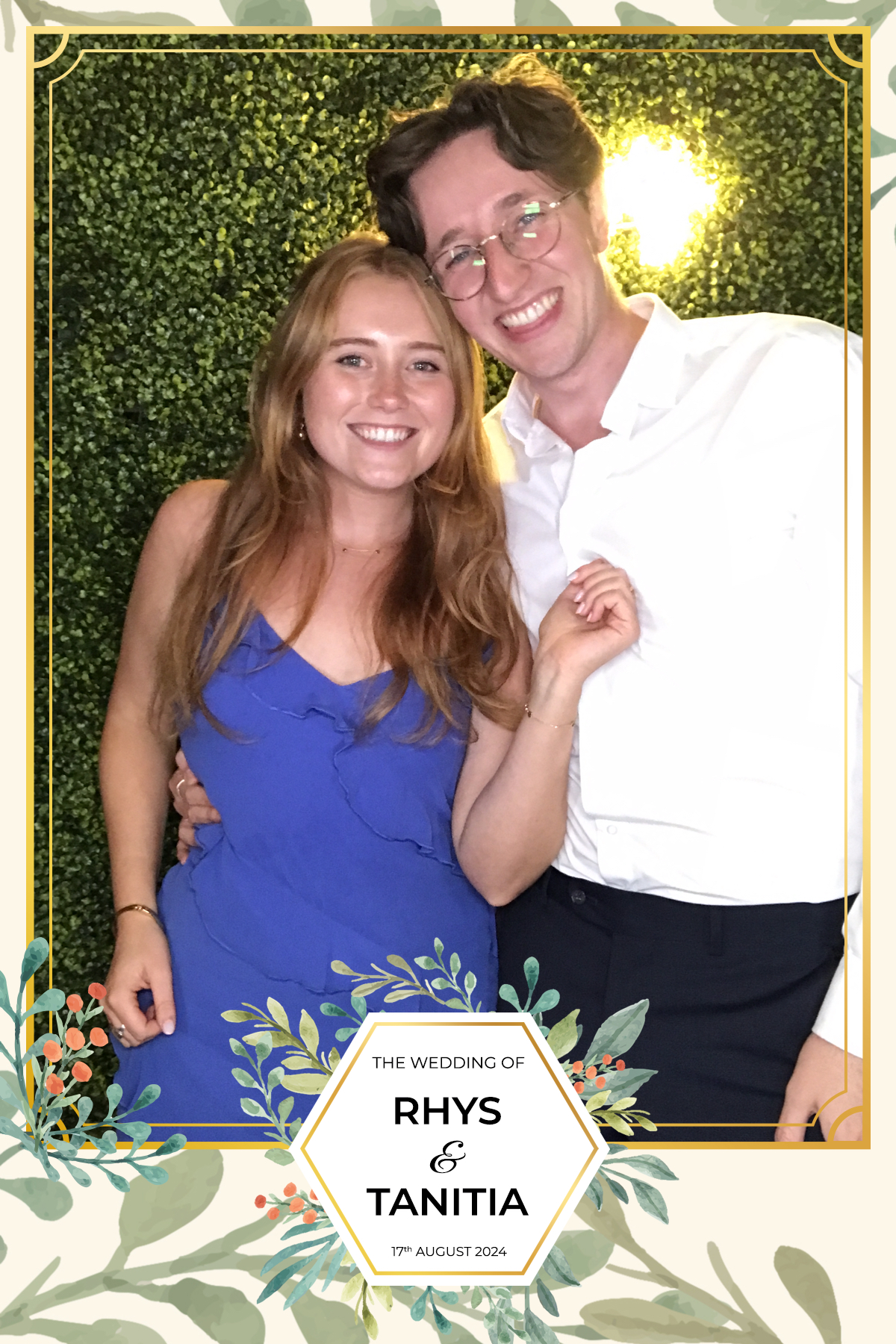 Tanitia & Rhys’ Wedding | View more photos from the event at gallery.partydelightsphotobooth.co.uk/u/PartyDelightsPhotoBooth/Tanitia-Rhys’-Wedding