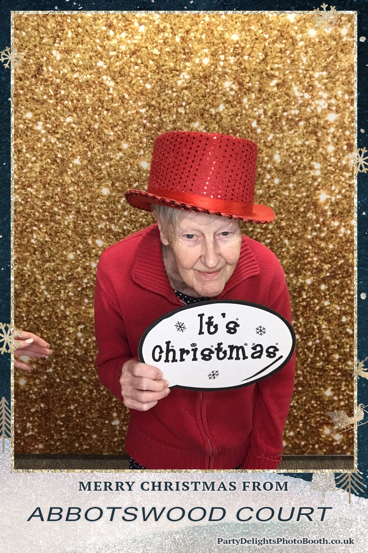 Abbotswood Court Christmas party | View more photos from the event at gallery.partydelightsphotobooth.co.uk/u/PartyDelightsPhotoBooth/Abbotswood-Court-Christmas-party-0