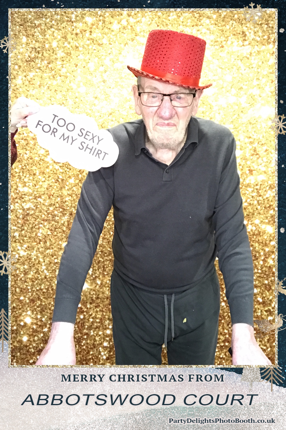 Abbotswood Court Christmas party | View more photos from the event at gallery.partydelightsphotobooth.co.uk/u/PartyDelightsPhotoBooth/Abbotswood-Court-Christmas-party-0