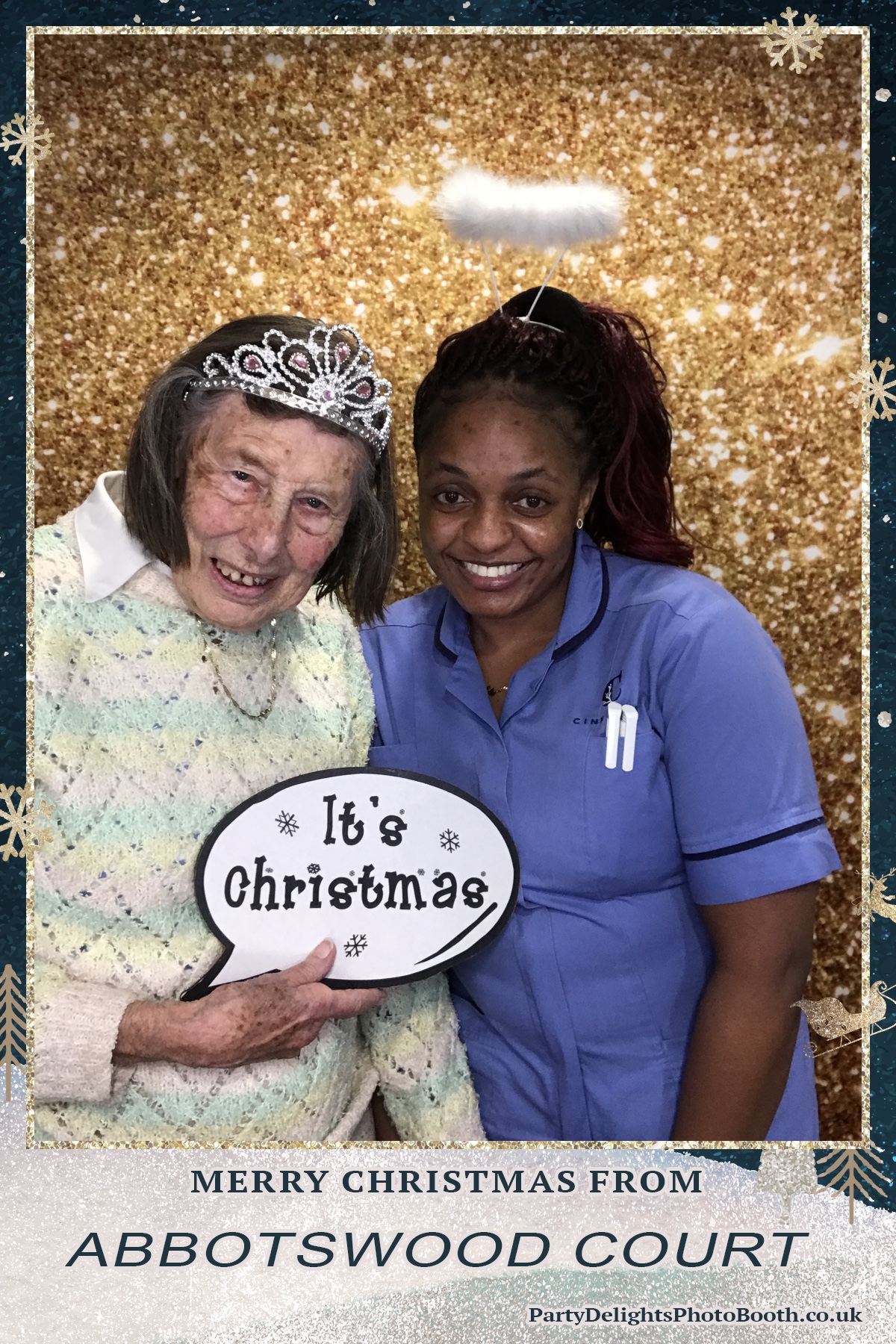 Abbotswood Court Christmas party | View more photos from the event at gallery.partydelightsphotobooth.co.uk/u/PartyDelightsPhotoBooth/Abbotswood-Court-Christmas-party-0