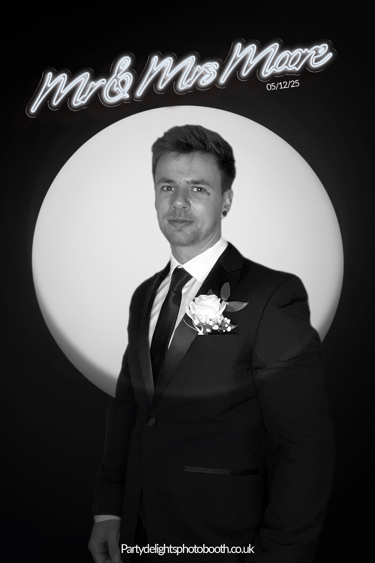 Charlie and Cathrine's Wedding Day | View more photos from the event at gallery.partydelightsphotobooth.co.uk/u/PartyDelightsPhotoBooth/Charlie-and-Cathrines-Wedding-Day