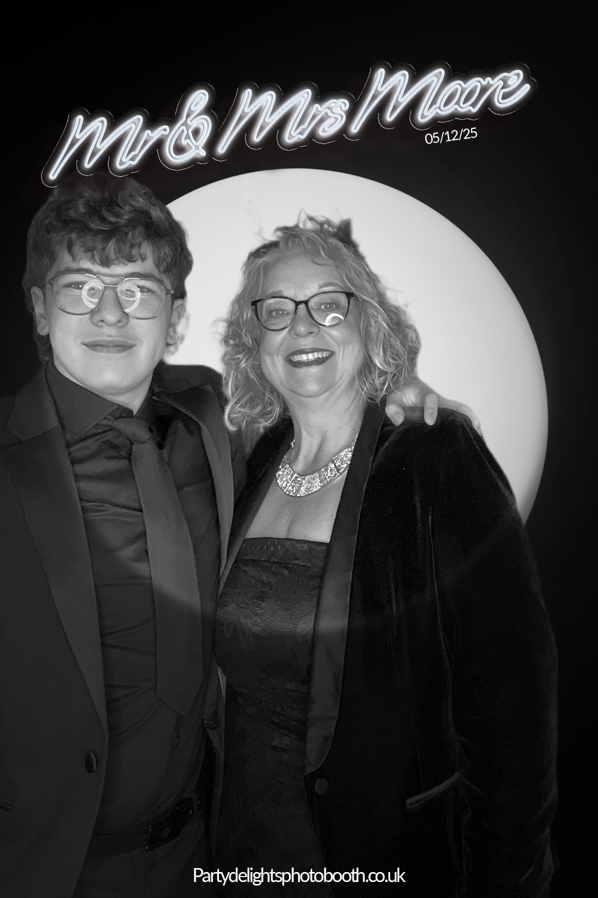 Charlie and Cathrine's Wedding Day | View more photos from the event at gallery.partydelightsphotobooth.co.uk/u/PartyDelightsPhotoBooth/Charlie-and-Cathrines-Wedding-Day