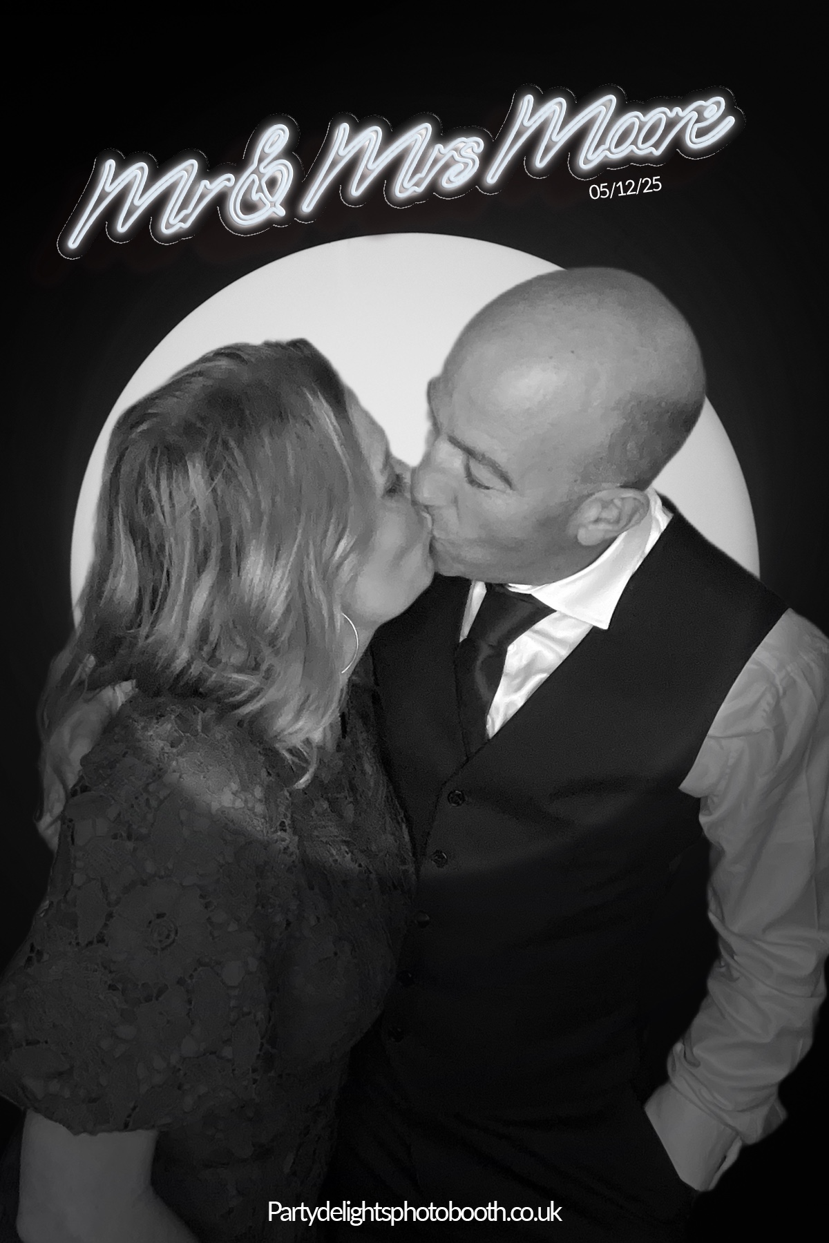 Charlie and Cathrine's Wedding Day | View more photos from the event at gallery.partydelightsphotobooth.co.uk/u/PartyDelightsPhotoBooth/Charlie-and-Cathrines-Wedding-Day