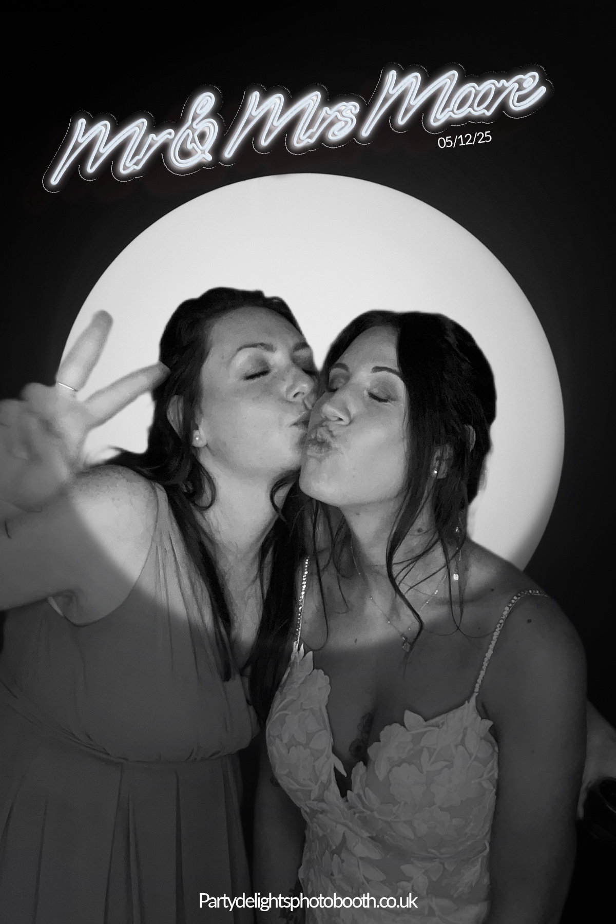 Charlie and Cathrine's Wedding Day | View more photos from the event at gallery.partydelightsphotobooth.co.uk/u/PartyDelightsPhotoBooth/Charlie-and-Cathrines-Wedding-Day