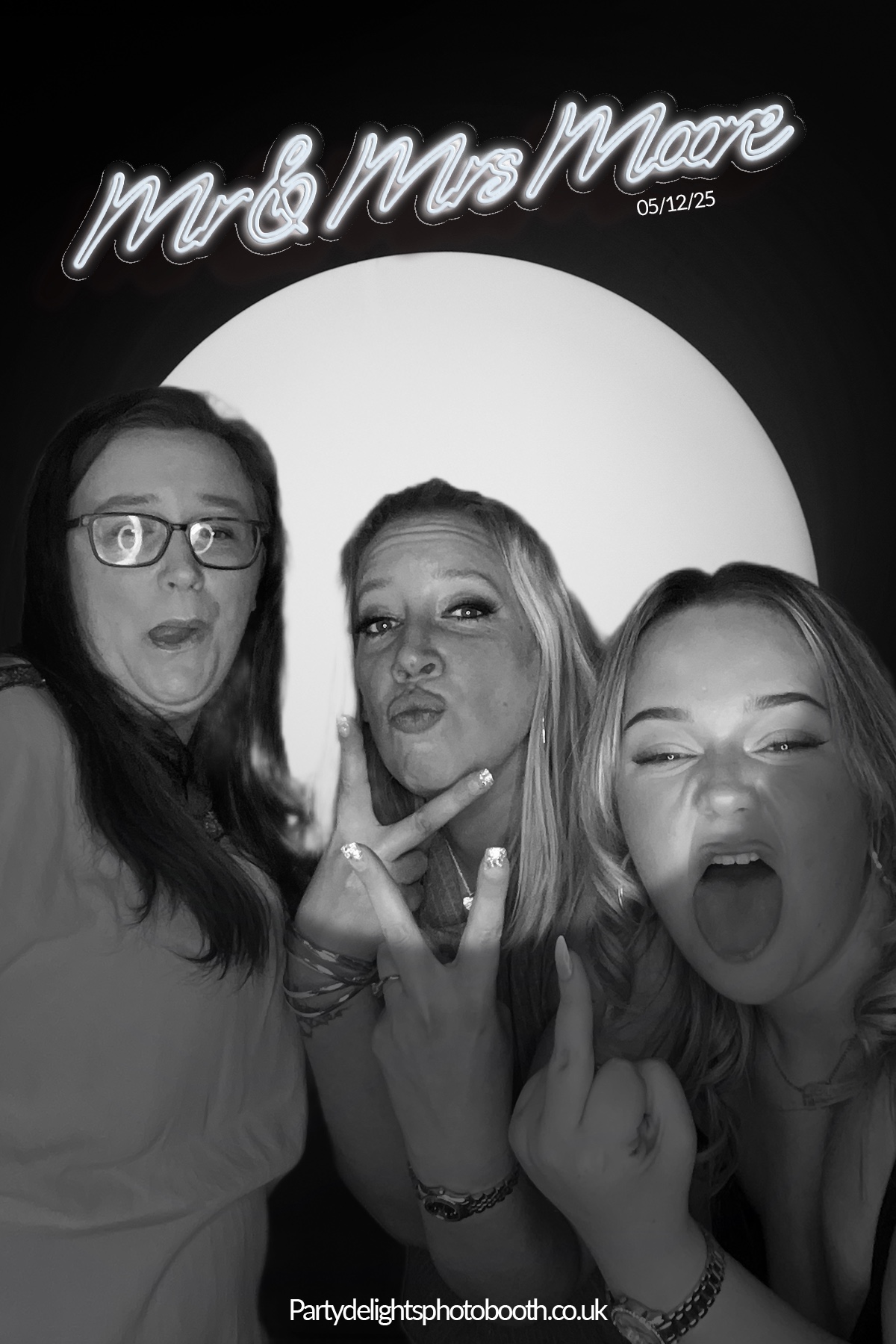 Charlie and Cathrine's Wedding Day | View more photos from the event at gallery.partydelightsphotobooth.co.uk/u/PartyDelightsPhotoBooth/Charlie-and-Cathrines-Wedding-Day