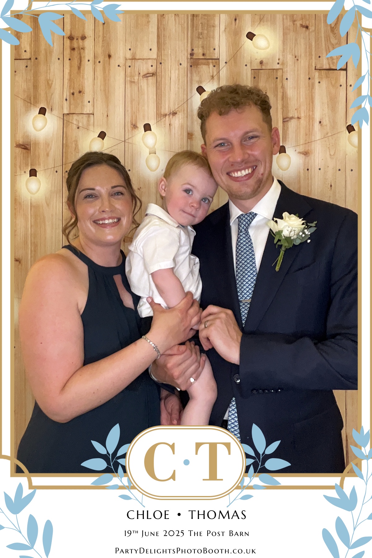 Chloe & Tom’s Wedding | View more photos from the event at gallery.partydelightsphotobooth.co.uk/u/PartyDelightsPhotoBooth/Chloe-Tom’s-Wedding