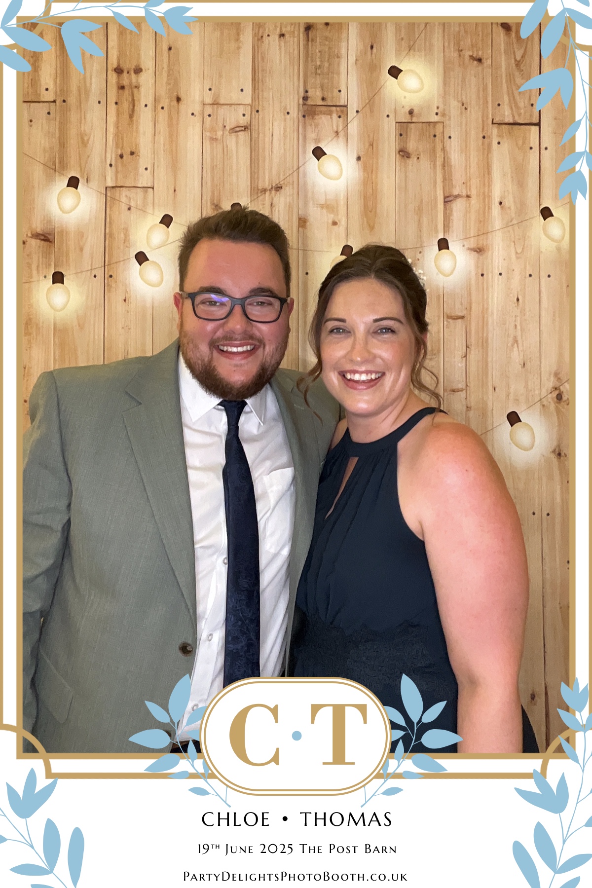 Chloe & Tom’s Wedding | View more photos from the event at gallery.partydelightsphotobooth.co.uk/u/PartyDelightsPhotoBooth/Chloe-Tom’s-Wedding