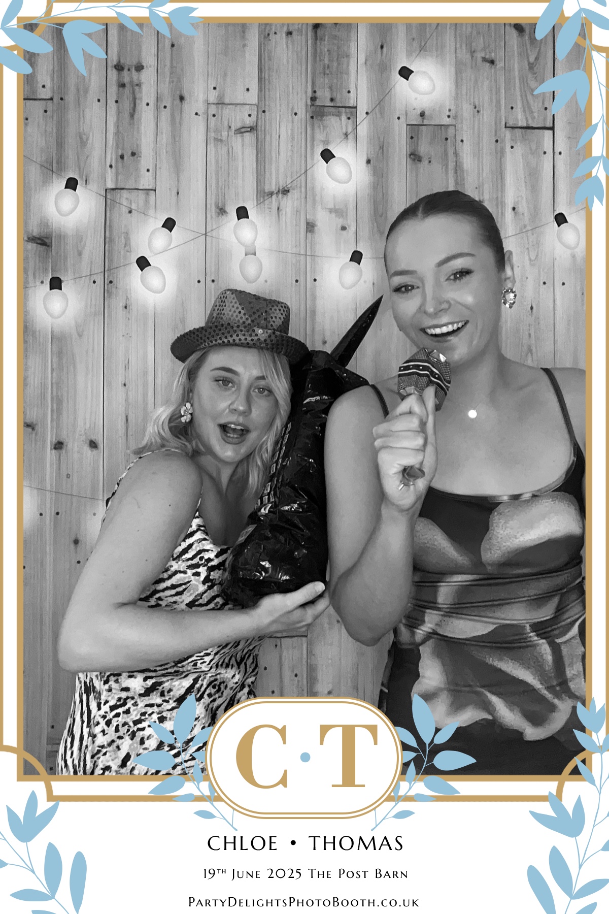 Chloe & Tom’s Wedding | View more photos from the event at gallery.partydelightsphotobooth.co.uk/u/PartyDelightsPhotoBooth/Chloe-Tom’s-Wedding